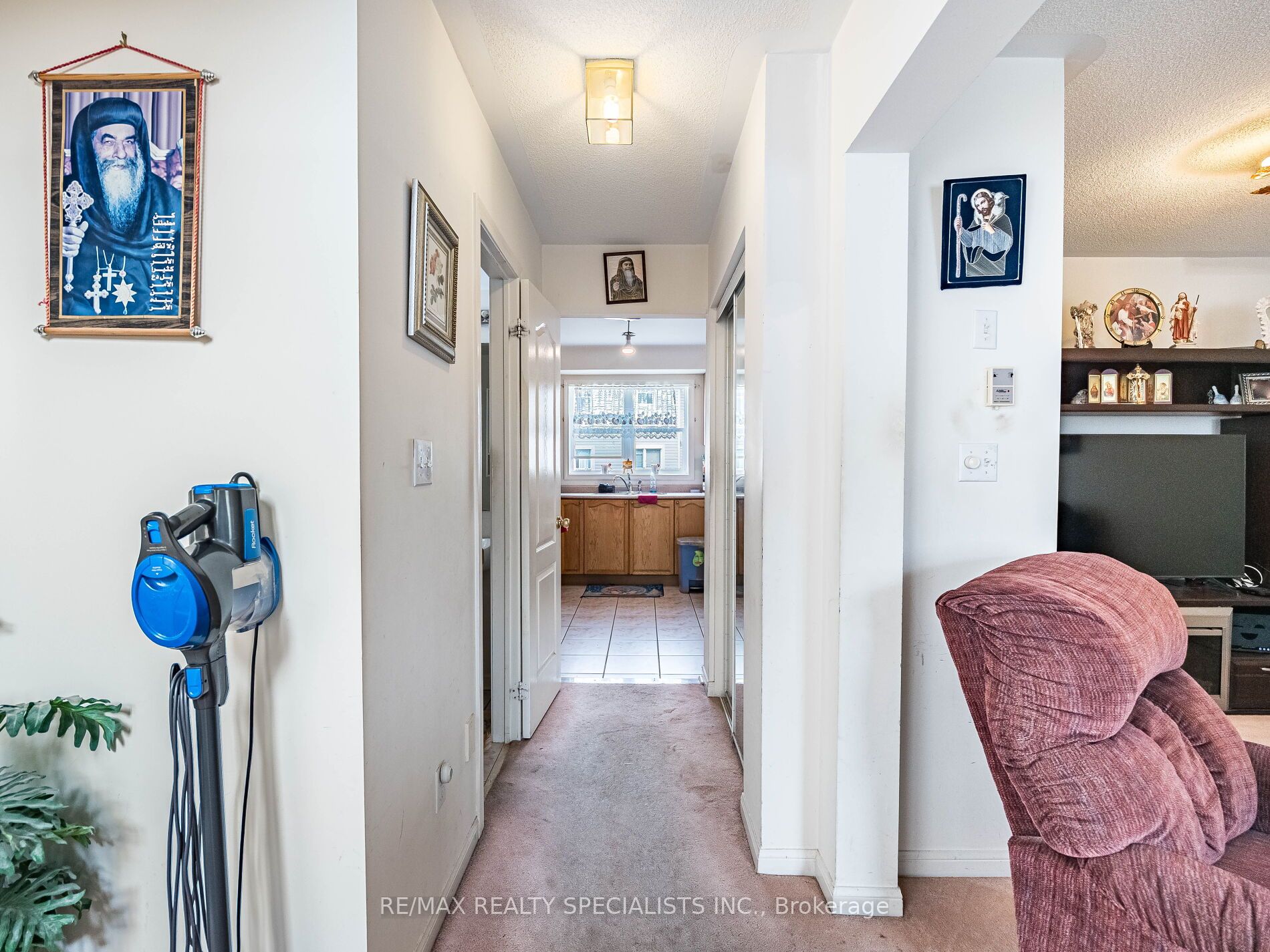 #117 - 5980 Whitehorn Avenue Property Photo 7