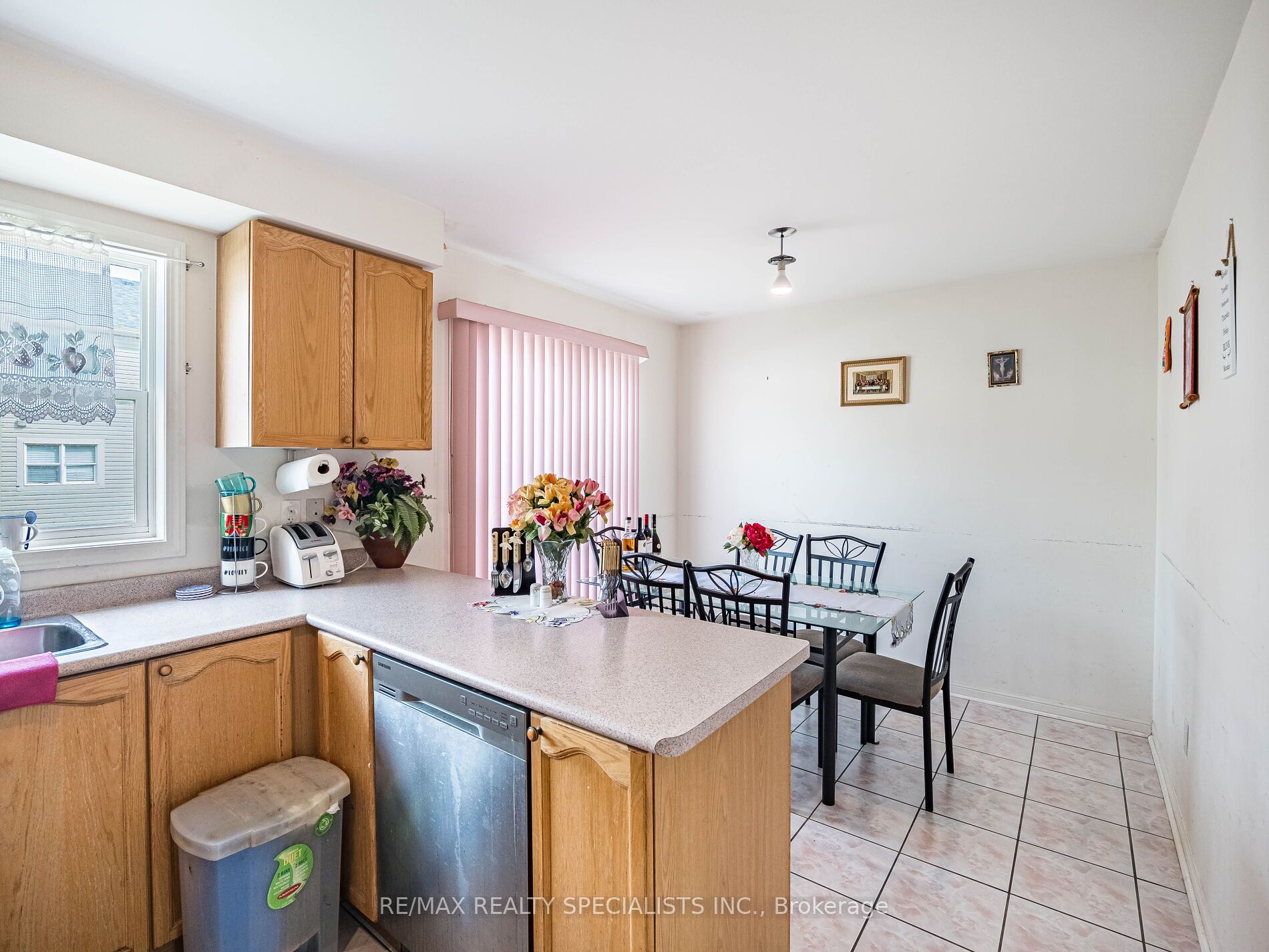 #117 - 5980 Whitehorn Avenue Property Photo 13
