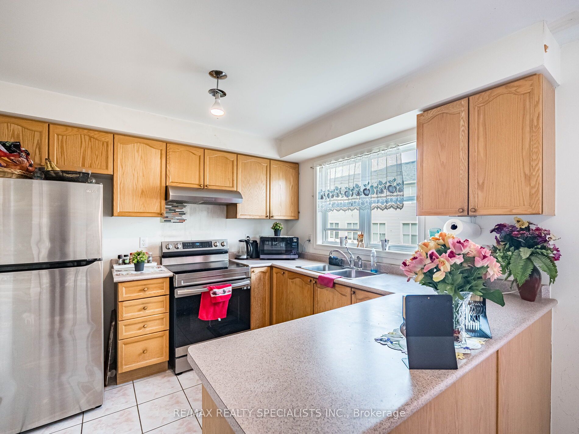 #117 - 5980 Whitehorn Avenue Property Photo 16