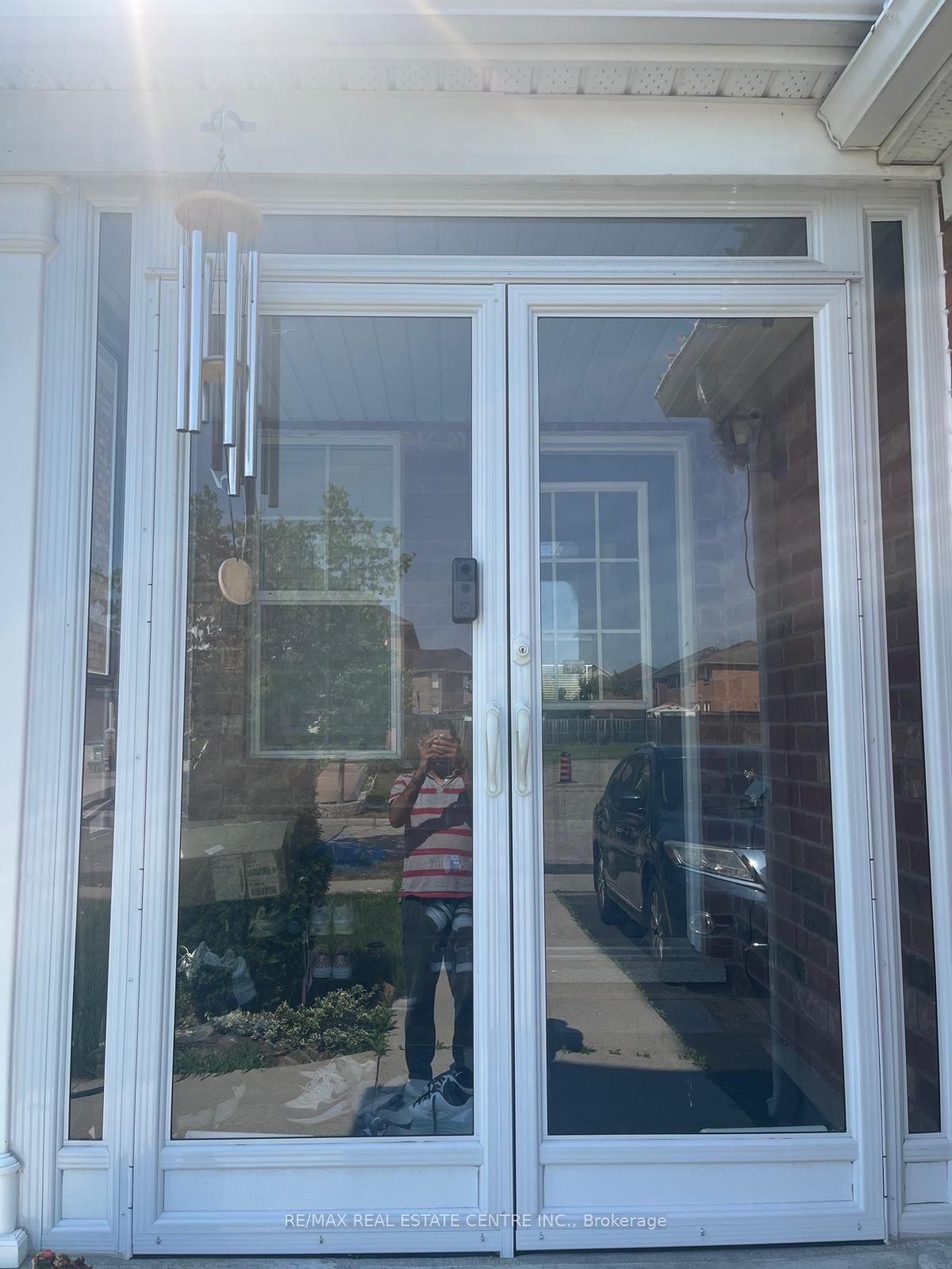37 Parisian Road Property Photo 3