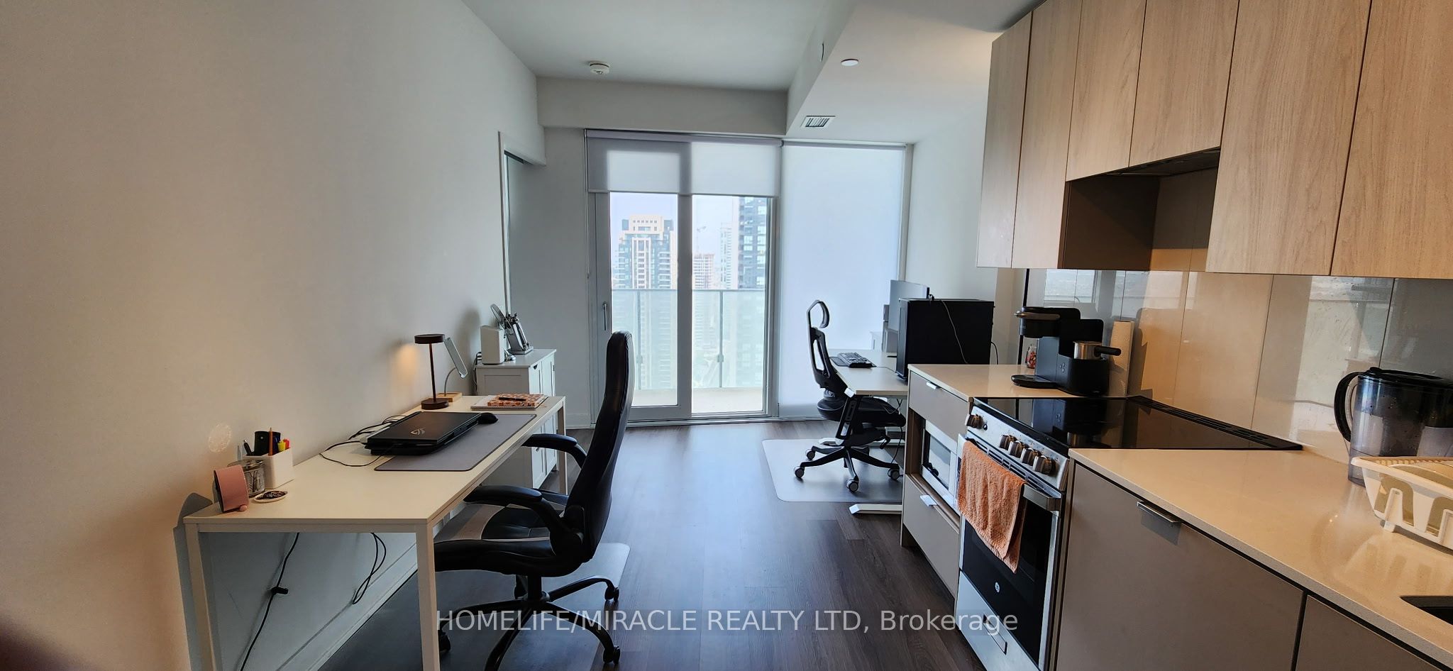 #2812 - 3883 Quartz Road Property Photo 1