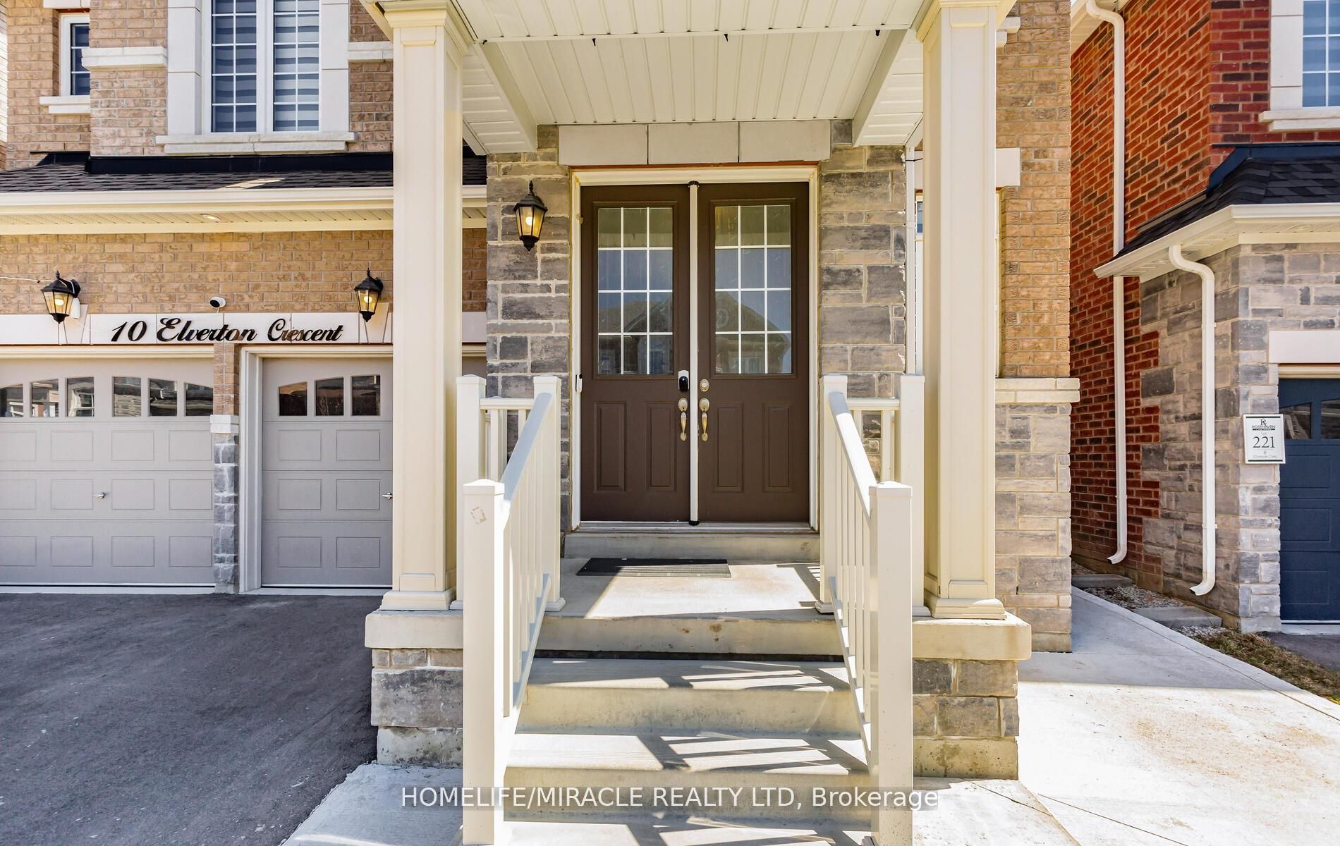 10 Elverton Crescent Property Photo 4