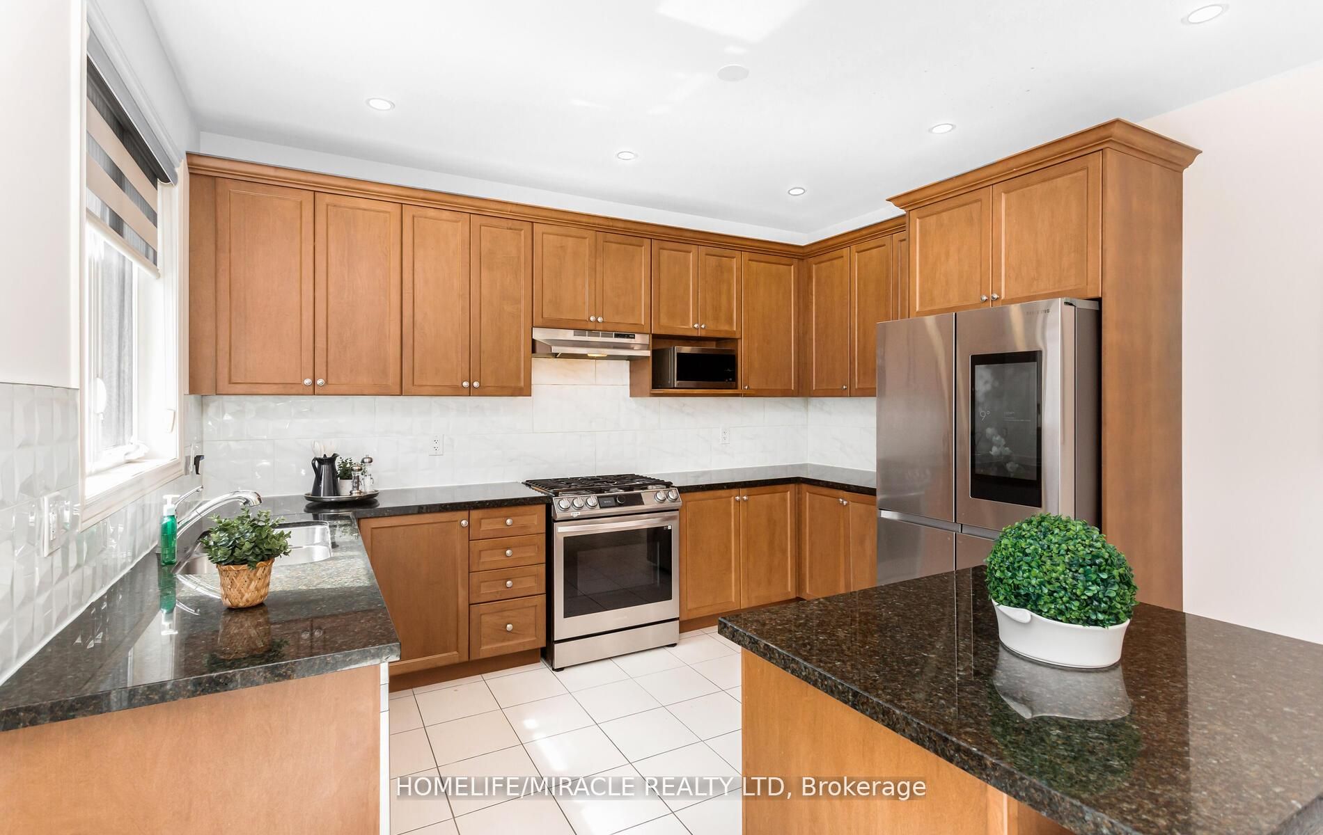 10 Elverton Crescent Property Photo 21