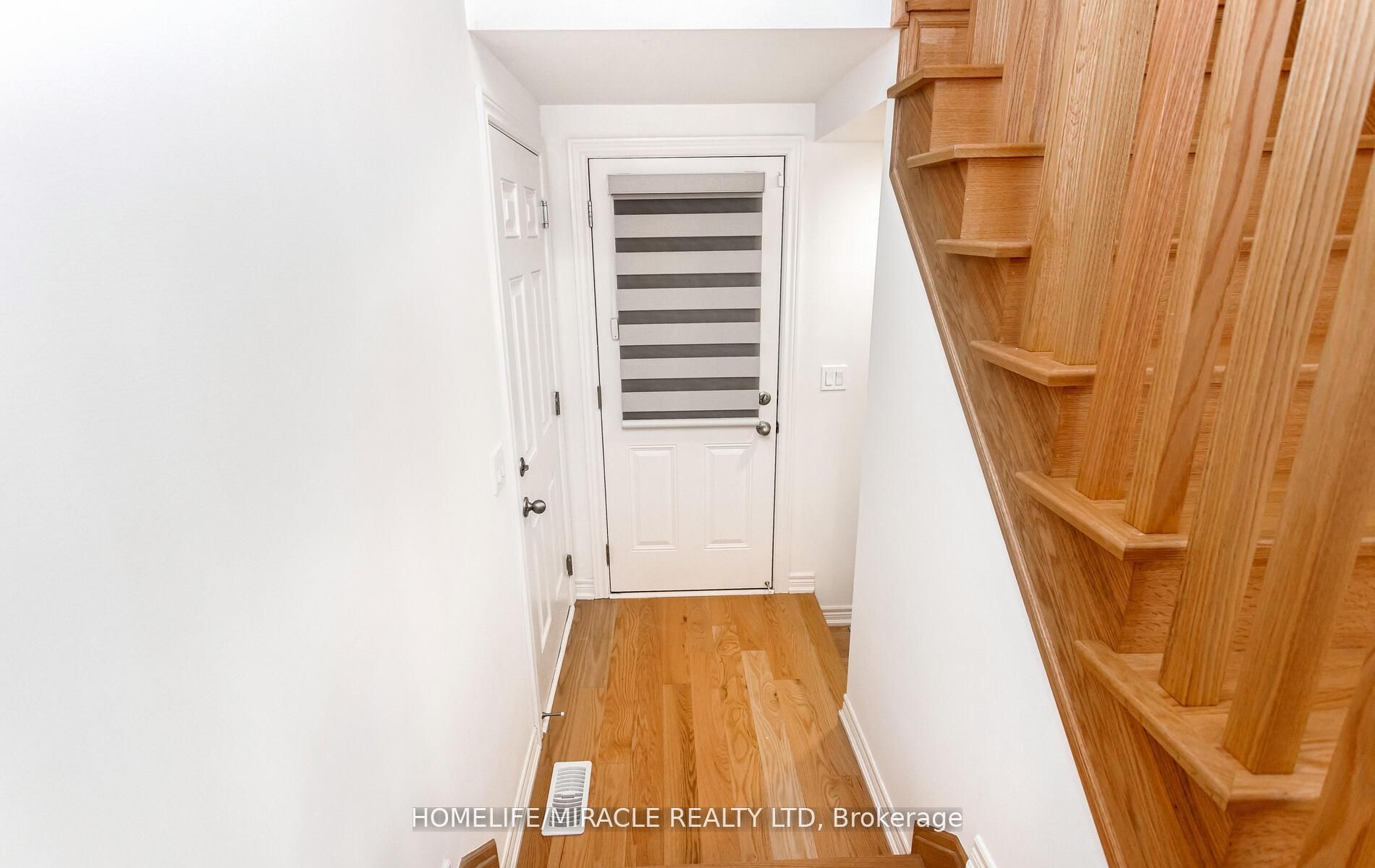 10 Elverton Crescent Property Photo 43