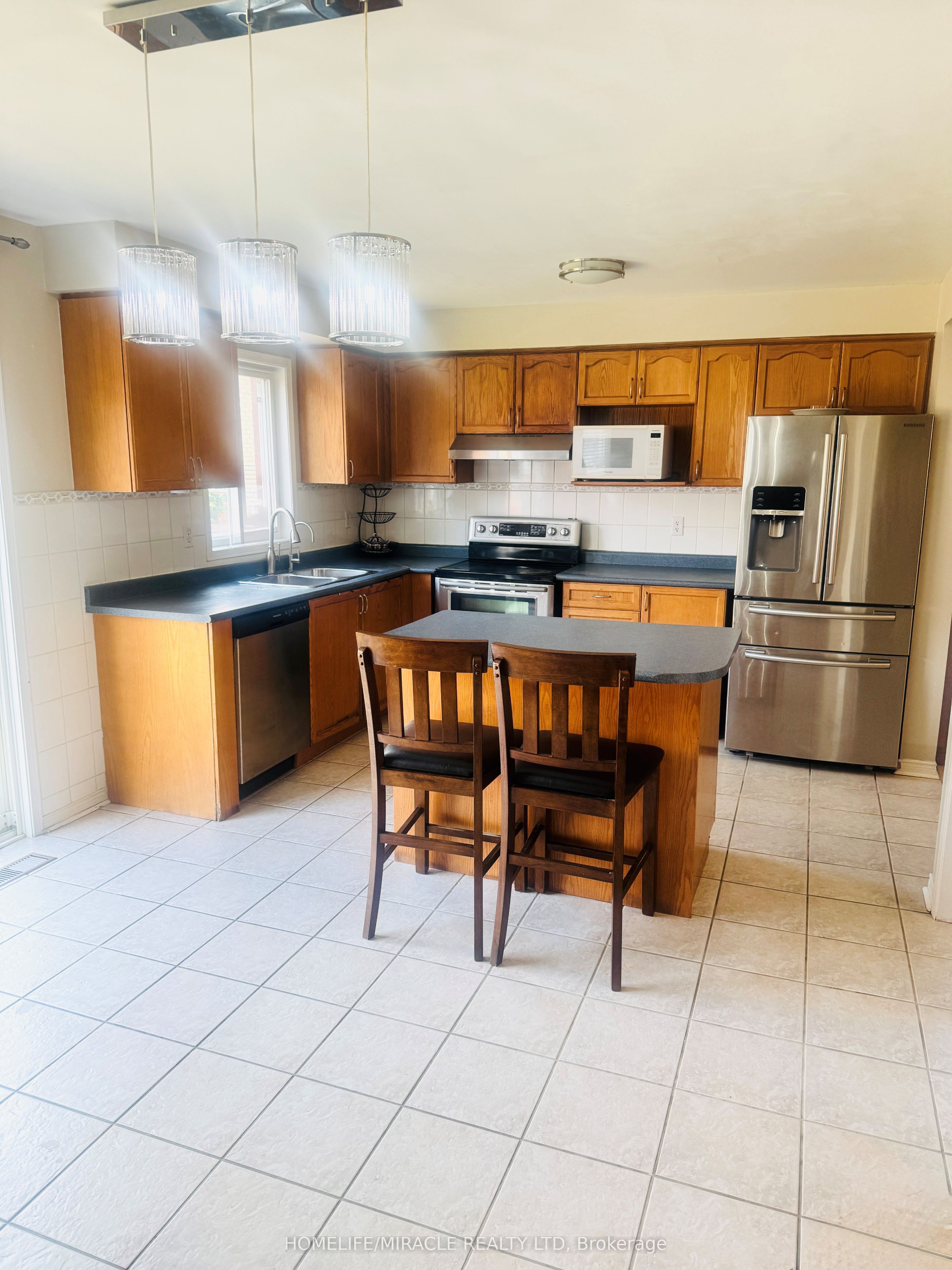 65 Fairhill Avenue Property Photo 4