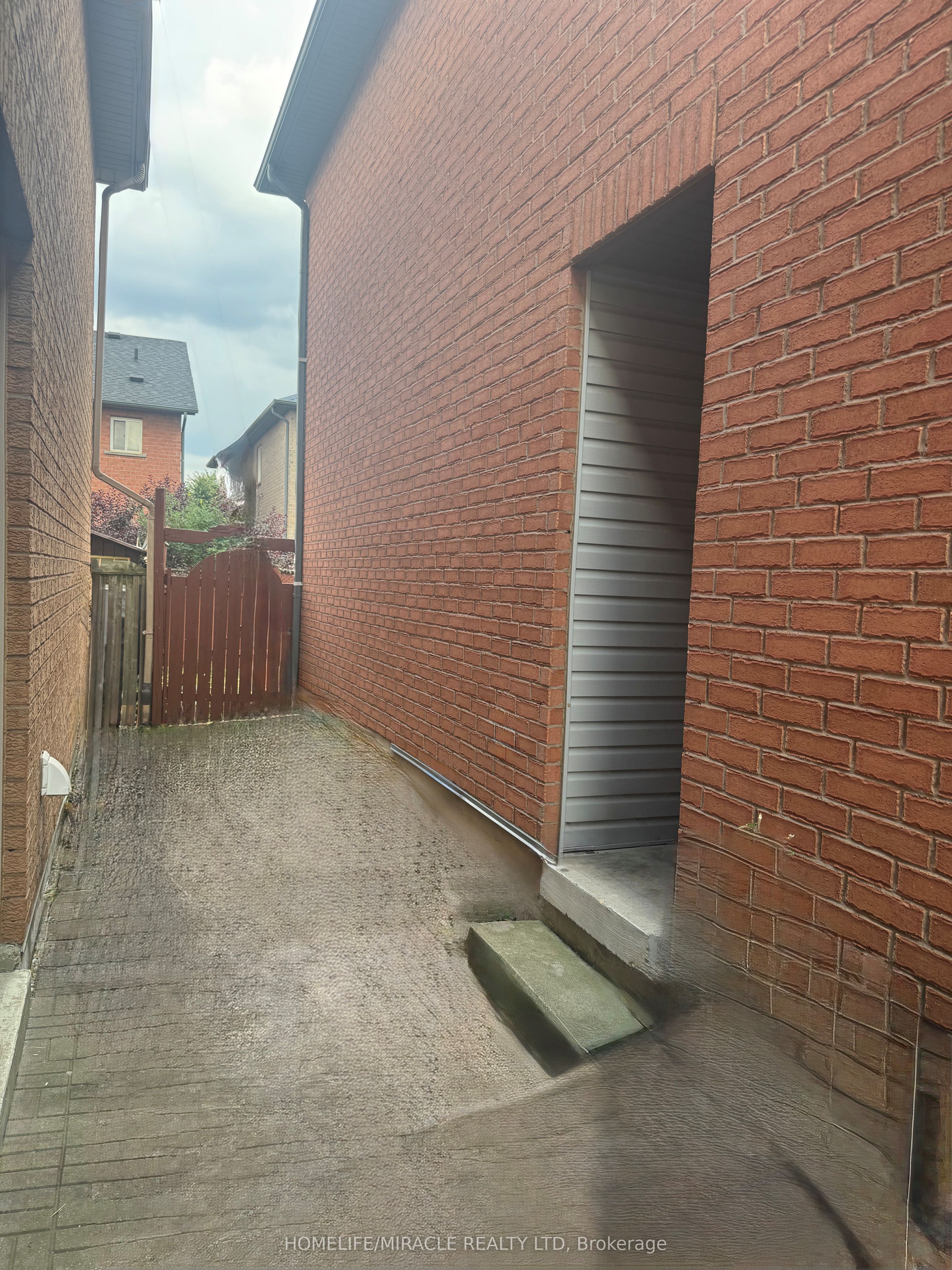 65 Fairhill Avenue Property Photo 10