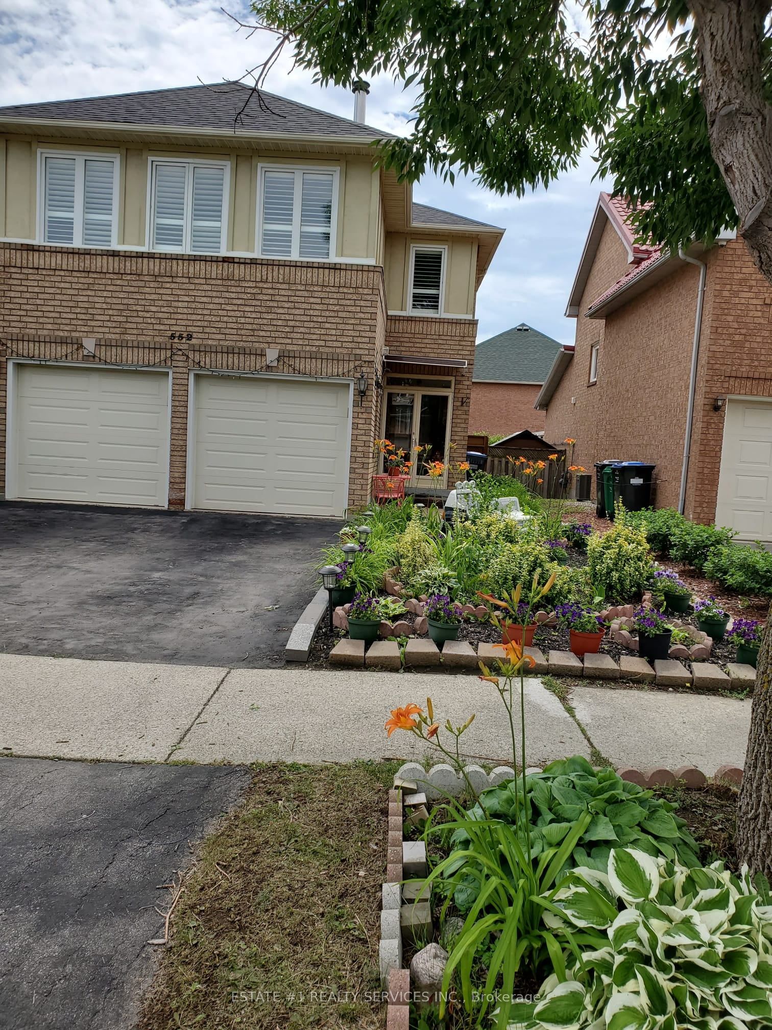 #lower - 552 Ravenstone Court Property Photo 1