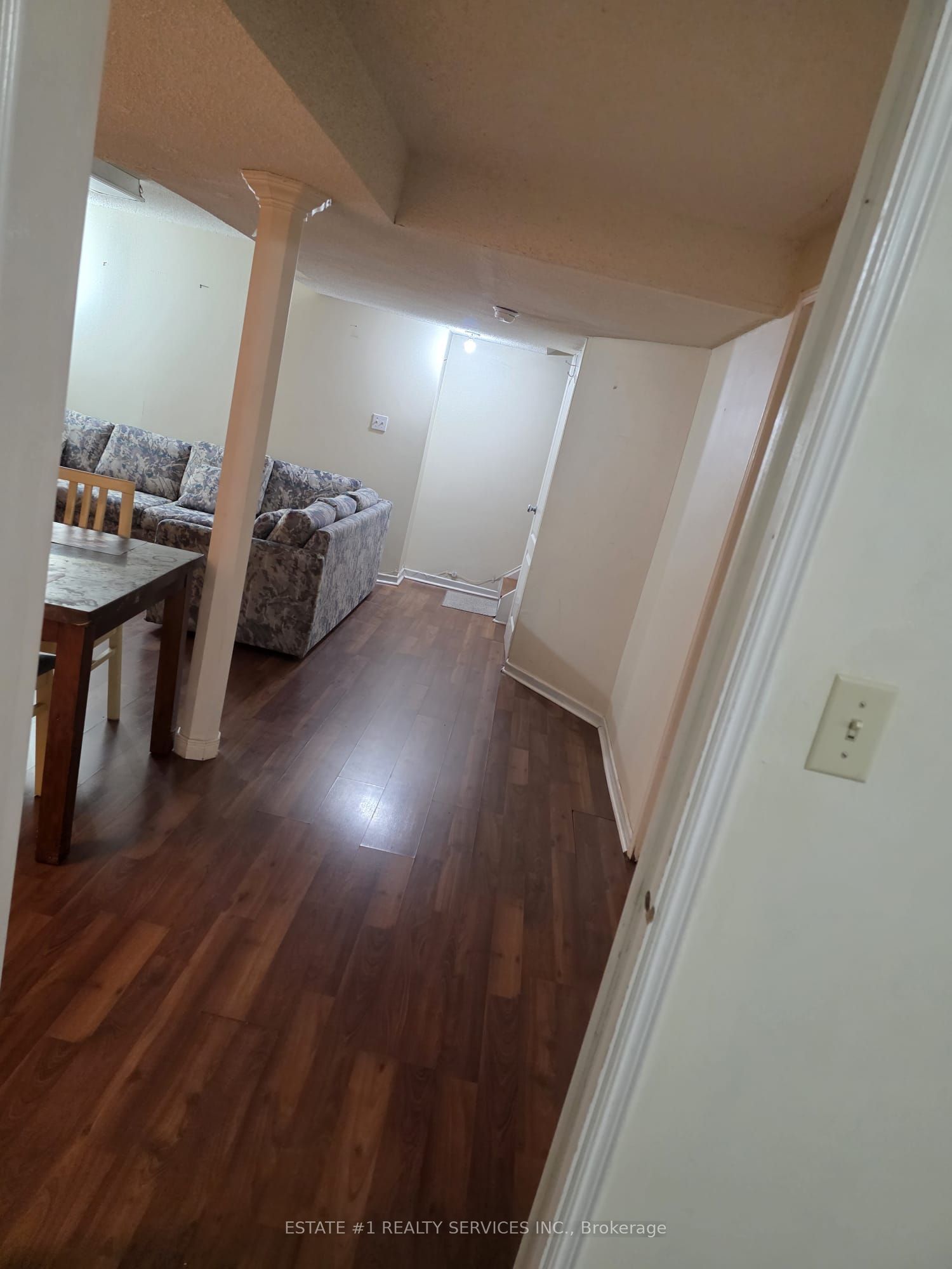 #lower - 552 Ravenstone Court Property Photo 26