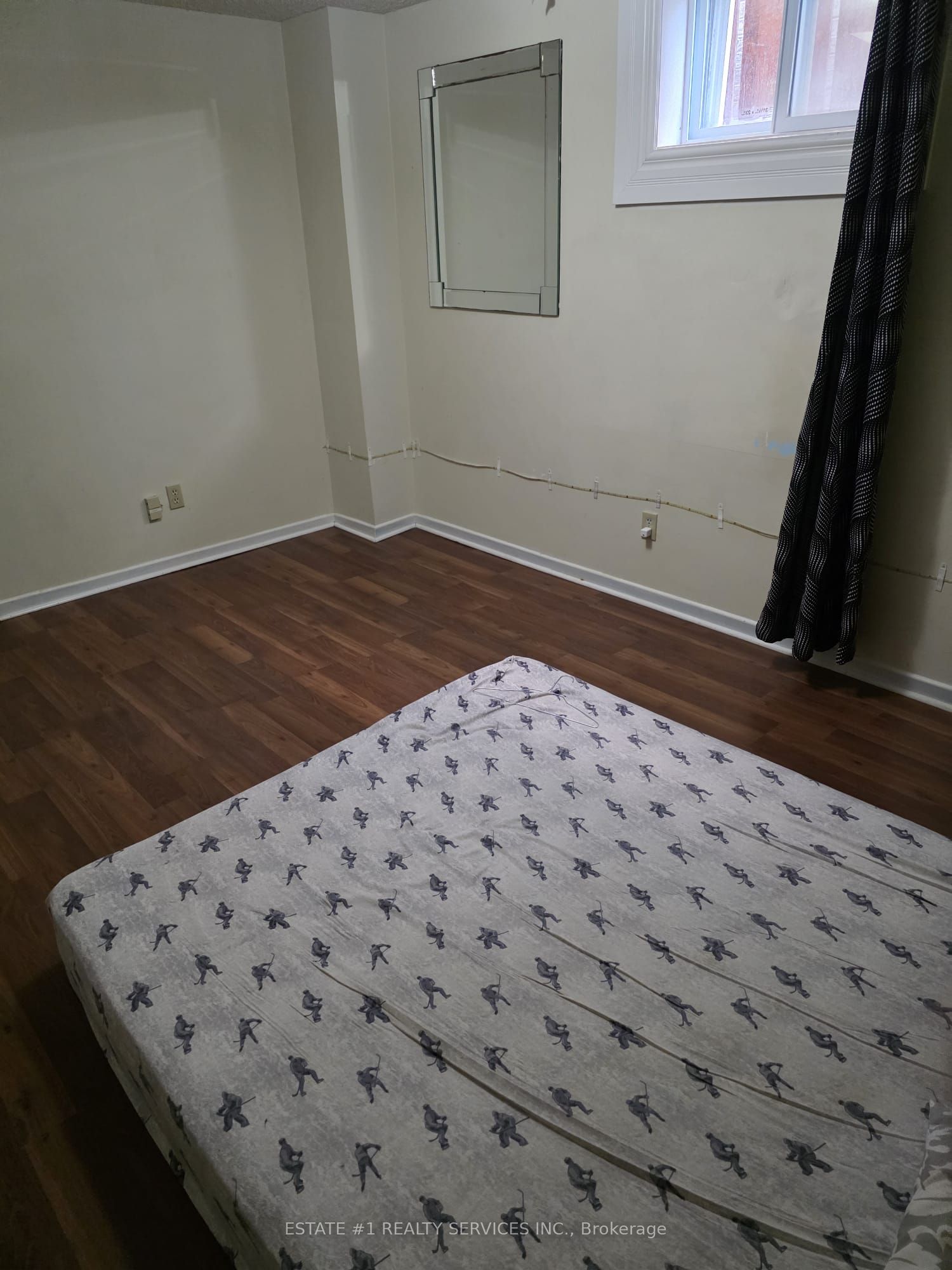#lower - 552 Ravenstone Court Property Photo 28