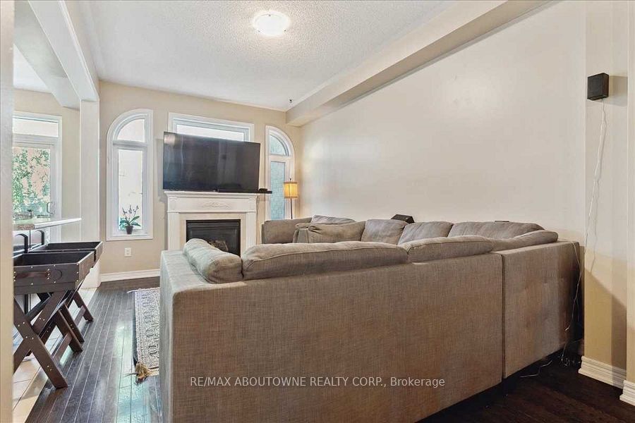 3440 Whilabout Terrace Property Photo 8