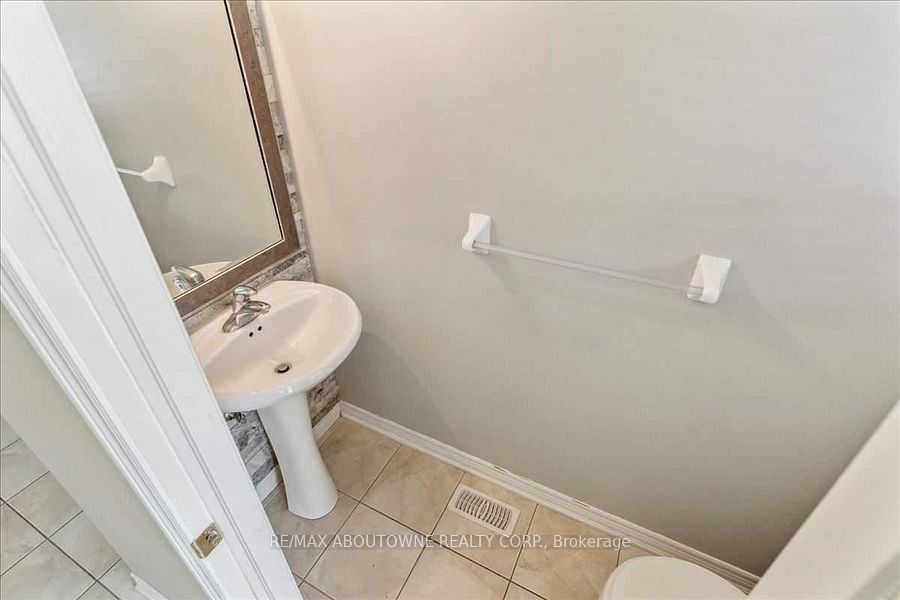 3440 Whilabout Terrace Property Photo 15
