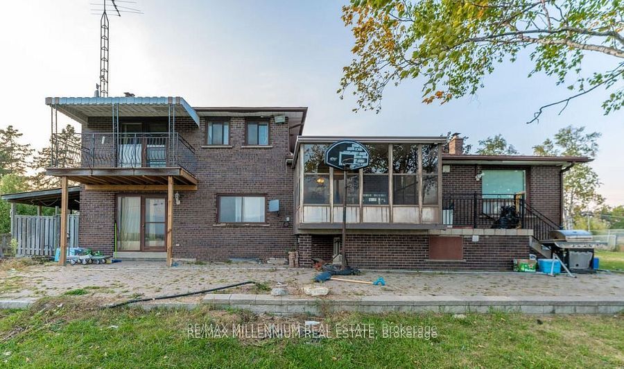 8387 Mayfield Road Property Photo 15