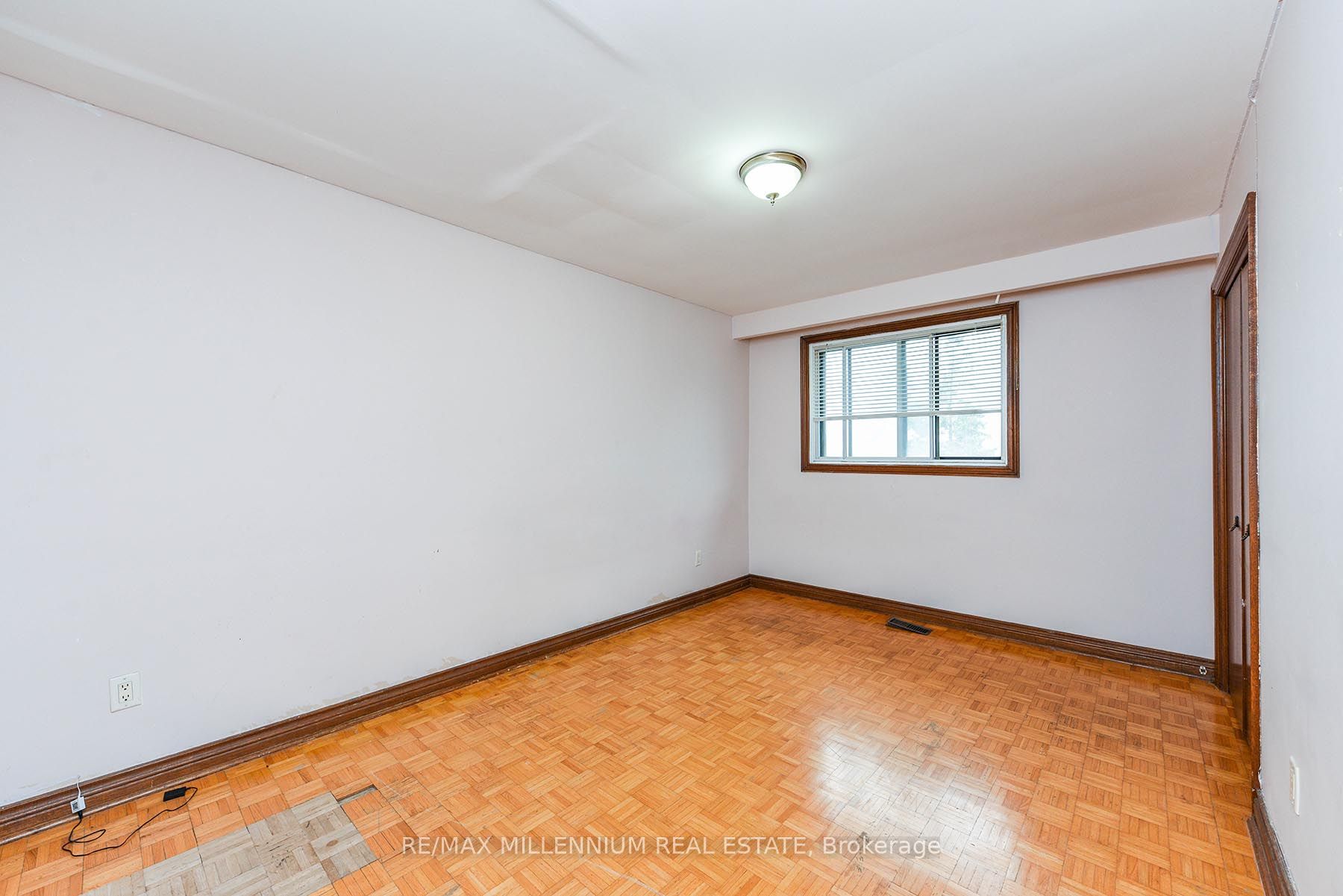 8387 Mayfield Road Property Photo 19