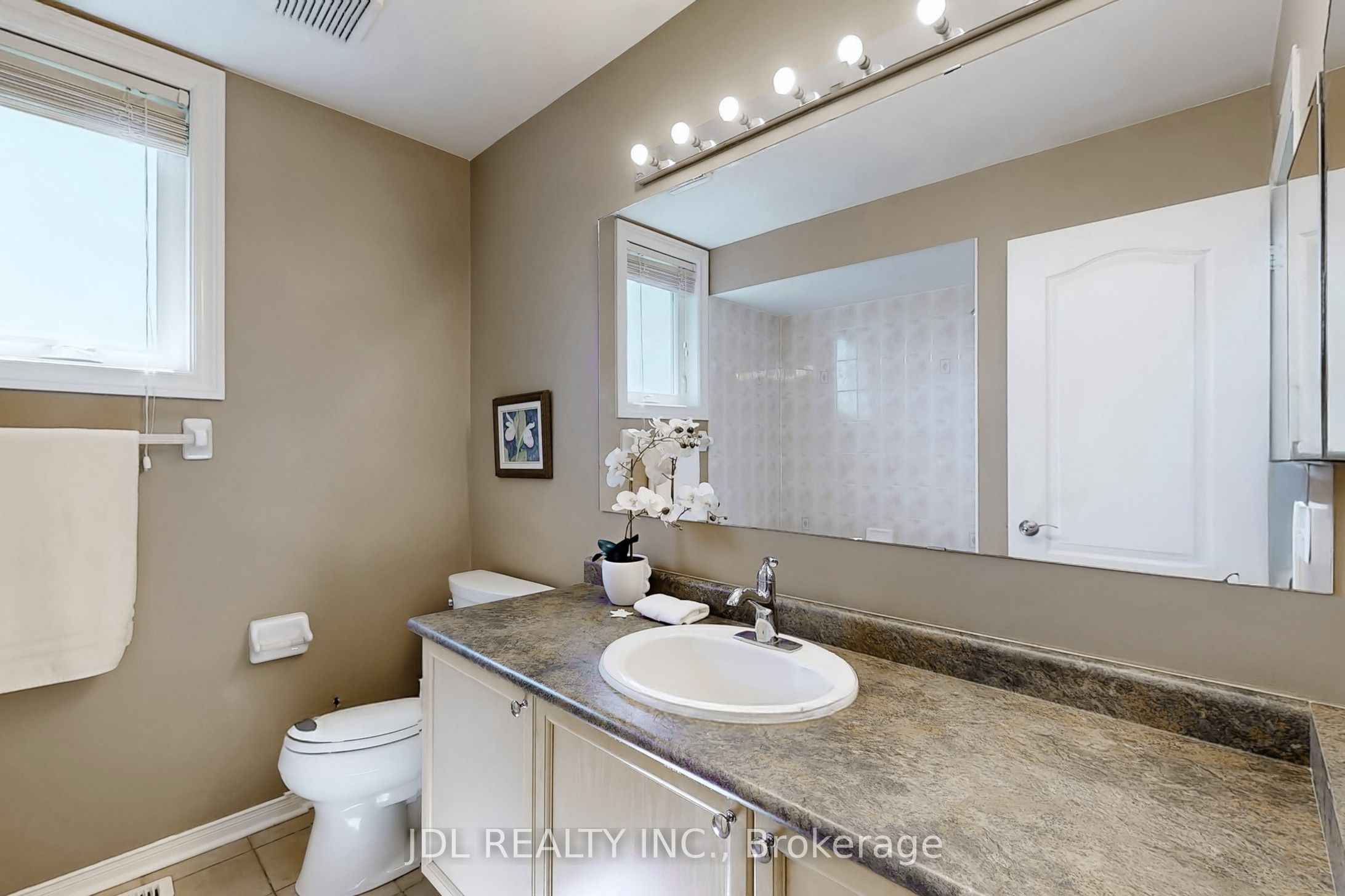 240 Lexington Road Property Photo 30