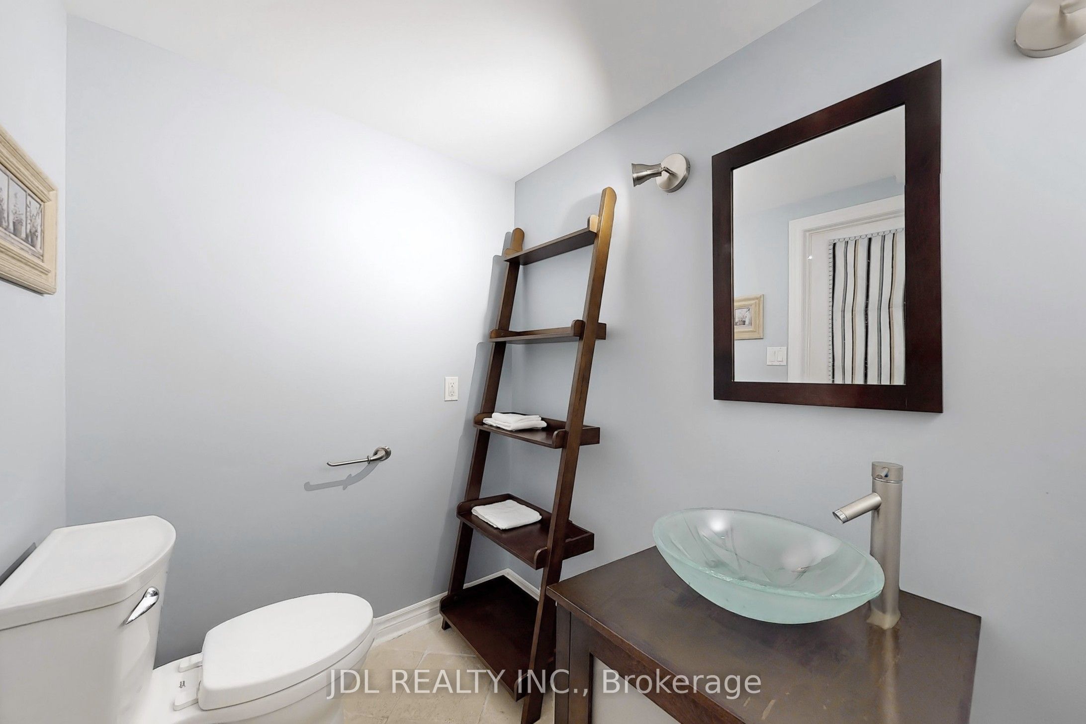 240 Lexington Road Property Photo 36