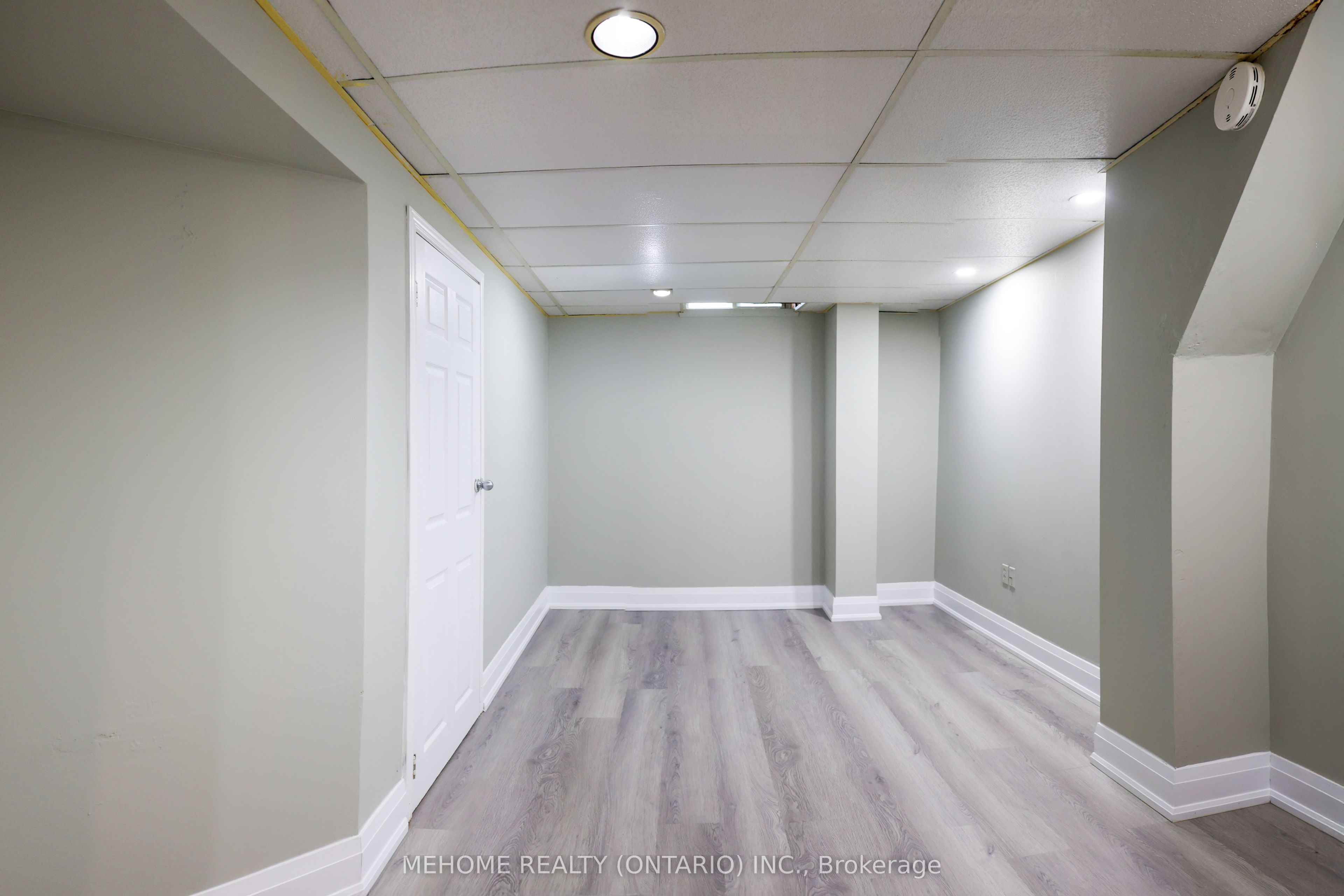 5209 Palomar Cres Property Photo 1