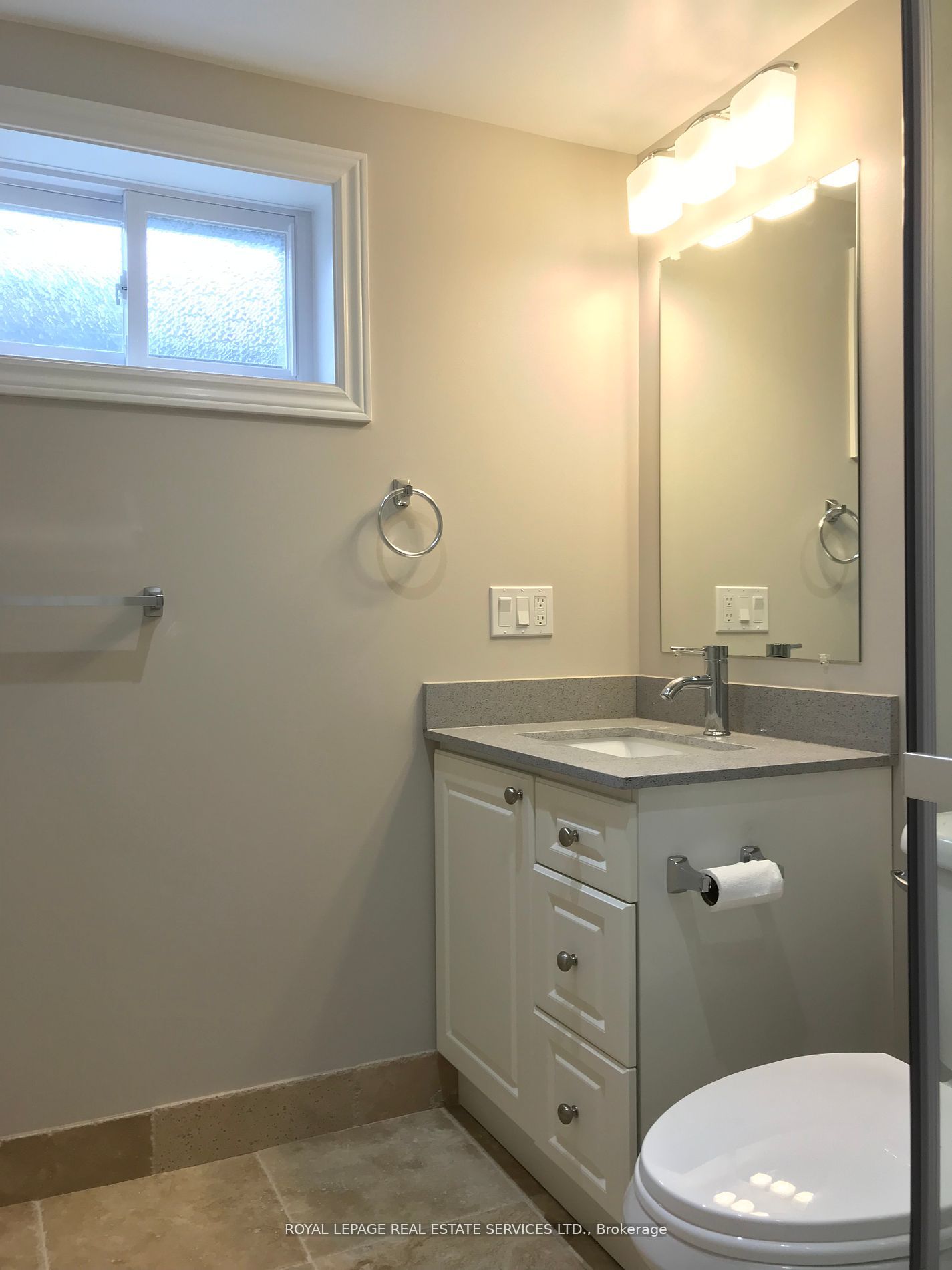 1914 Reiss Court Property Photo 16