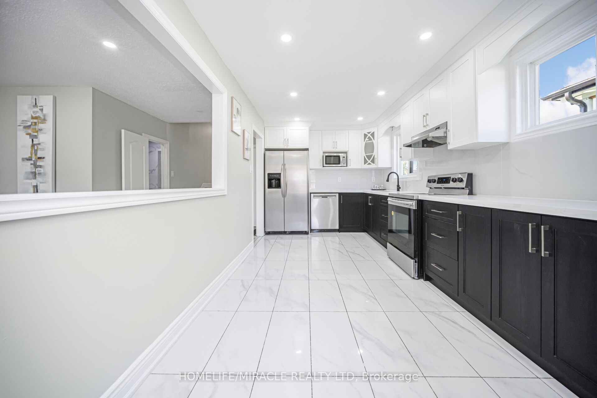 3777 Woodruff Crescent Property Photo 15