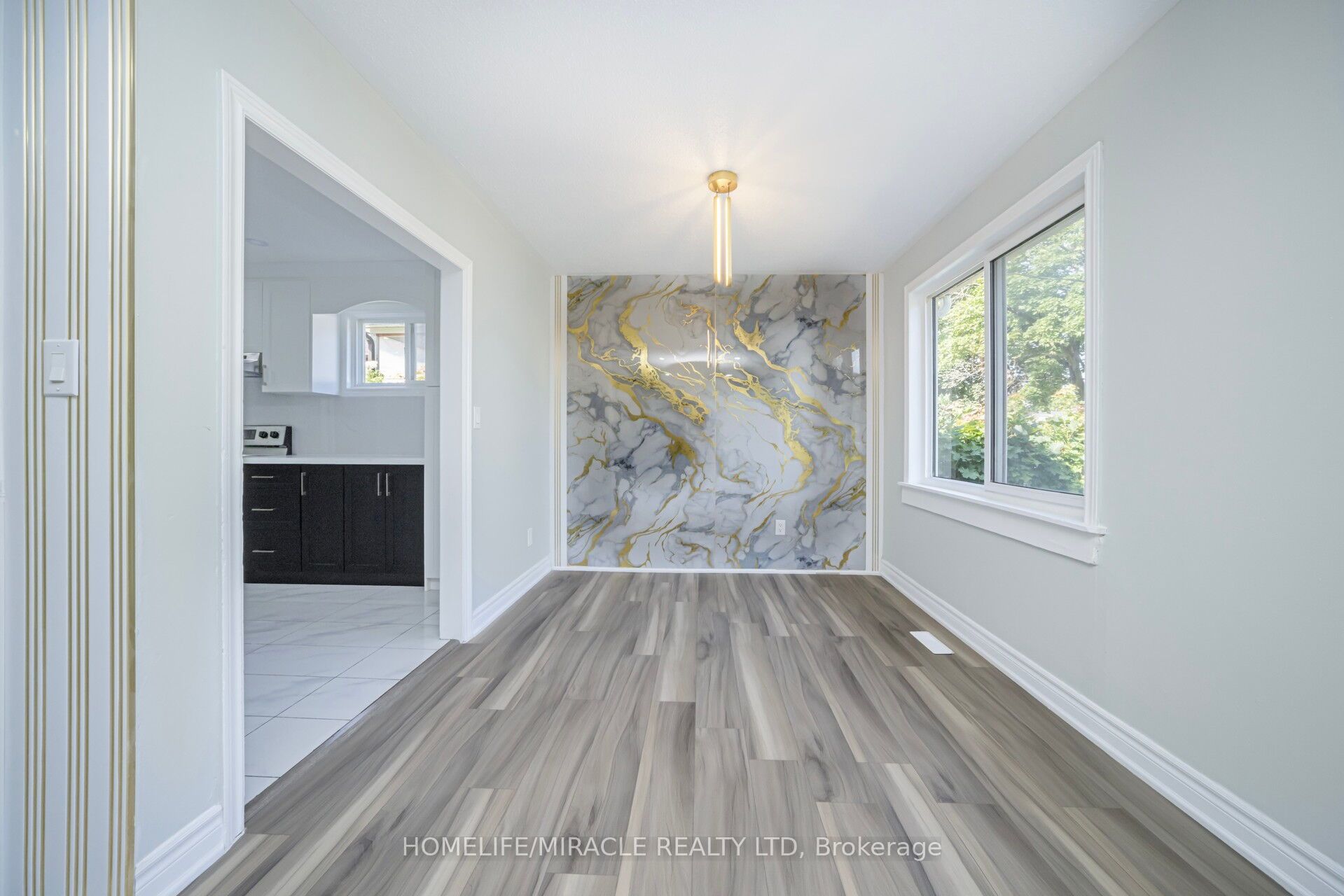 3777 Woodruff Crescent Property Photo 16