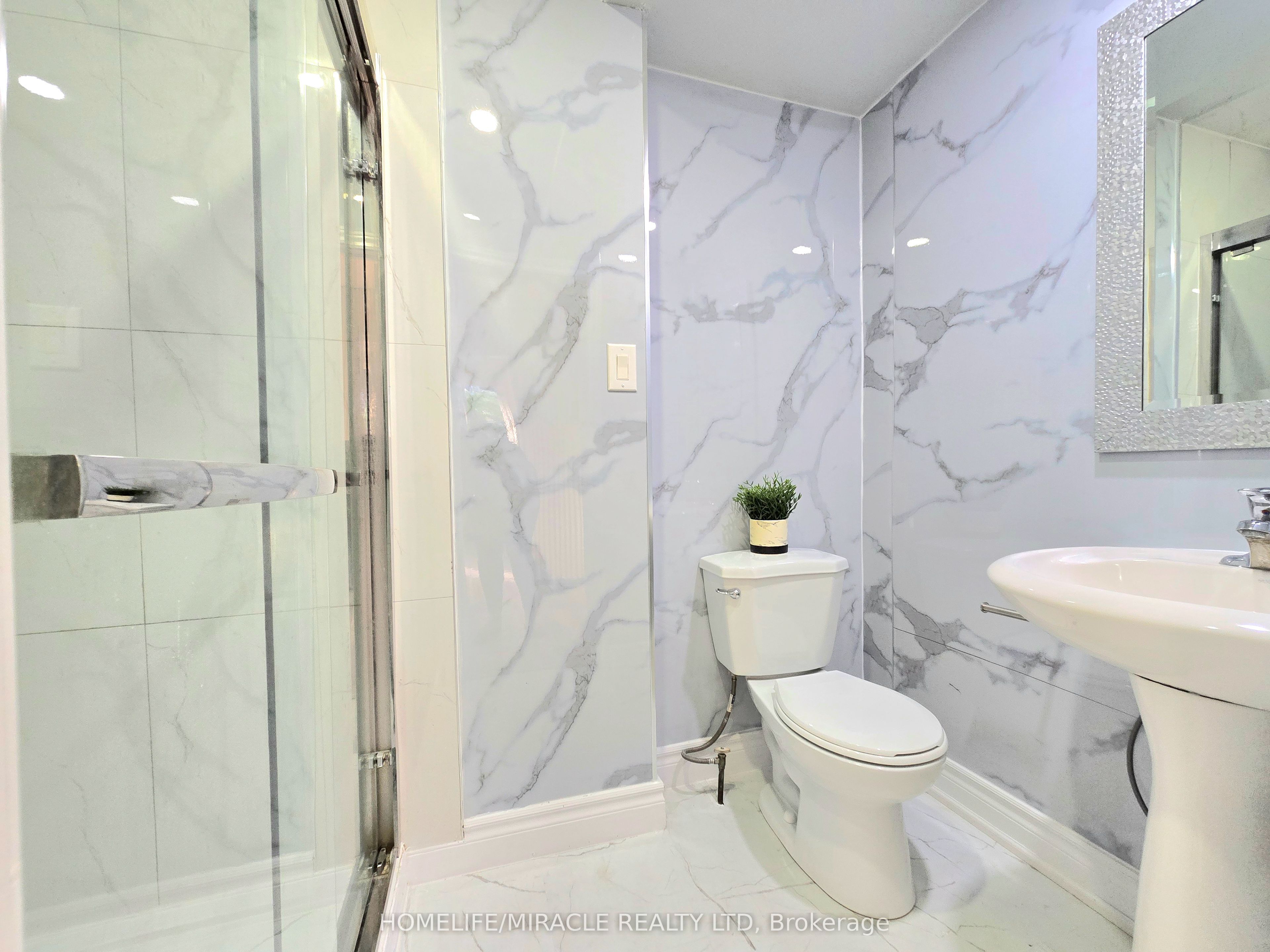 3777 Woodruff Crescent Property Photo 19