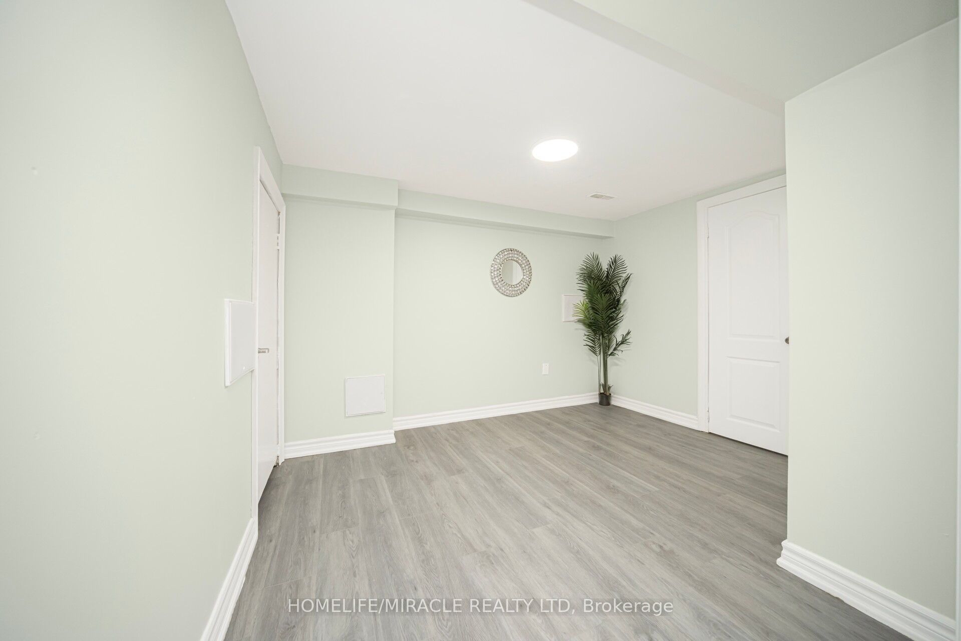 3777 Woodruff Crescent Property Photo 35