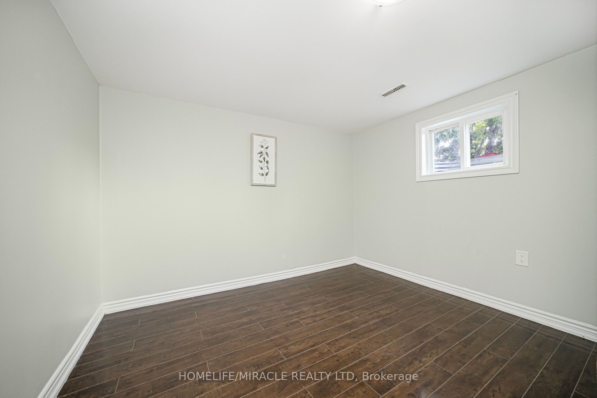3777 Woodruff Crescent Property Photo 40