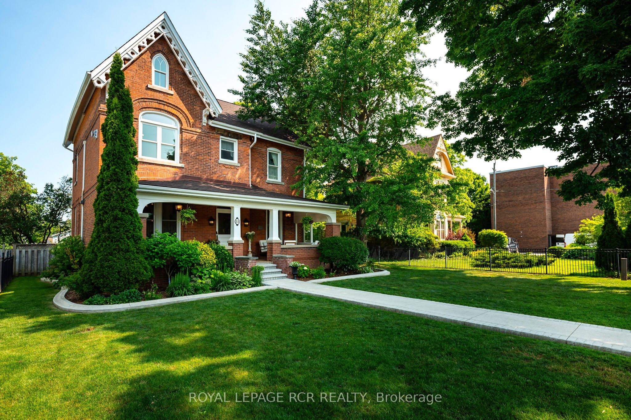 11 Zina Street Property Photo 2
