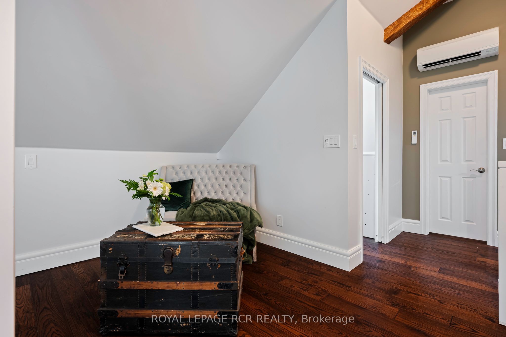 11 Zina Street Property Photo 34