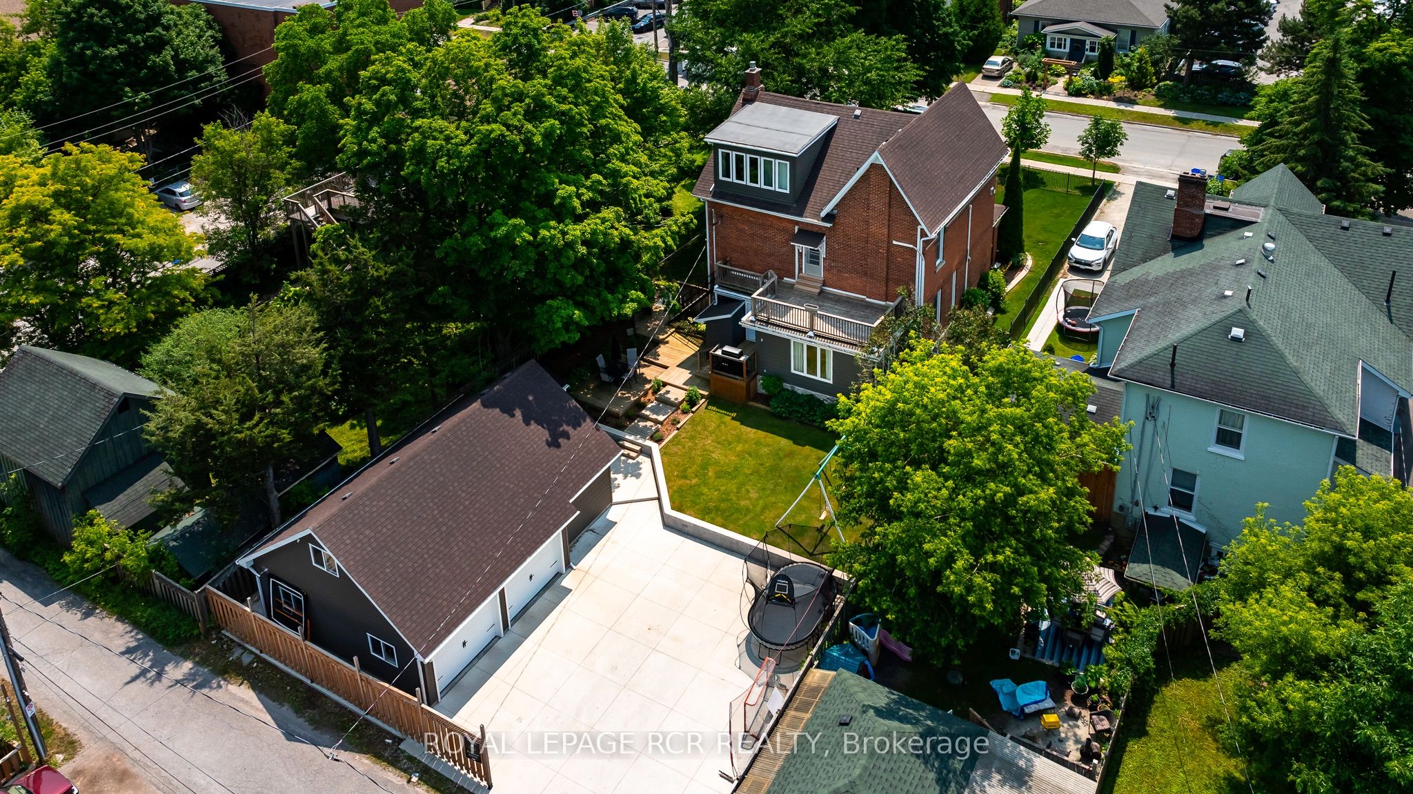 11 Zina Street Property Photo 38