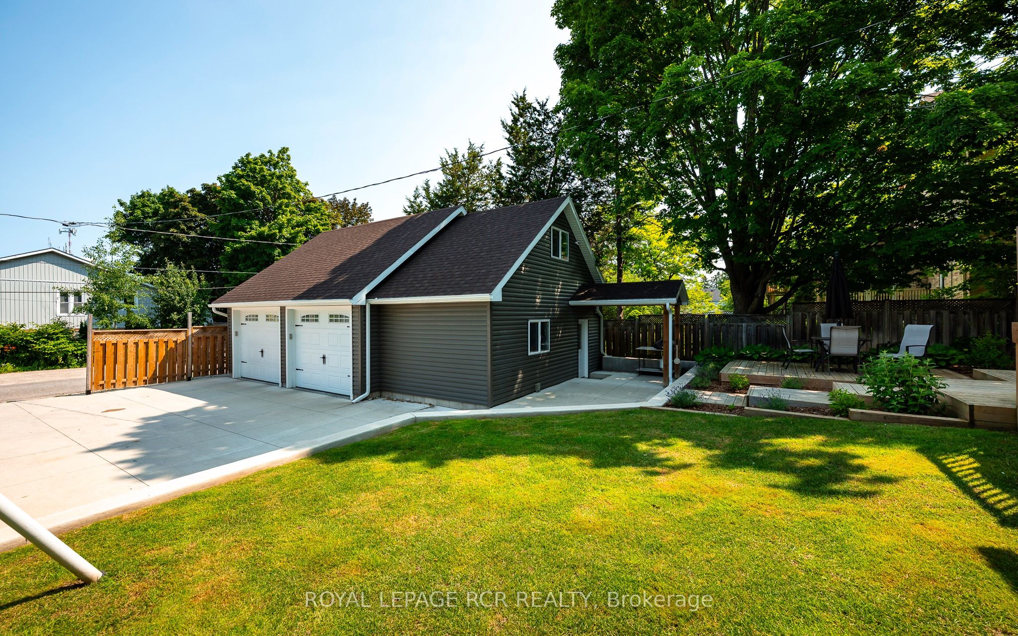 11 Zina Street Property Photo 41