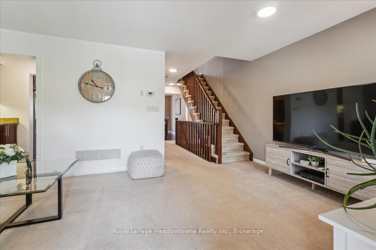 661 Scott Boulevard Property Photo 15