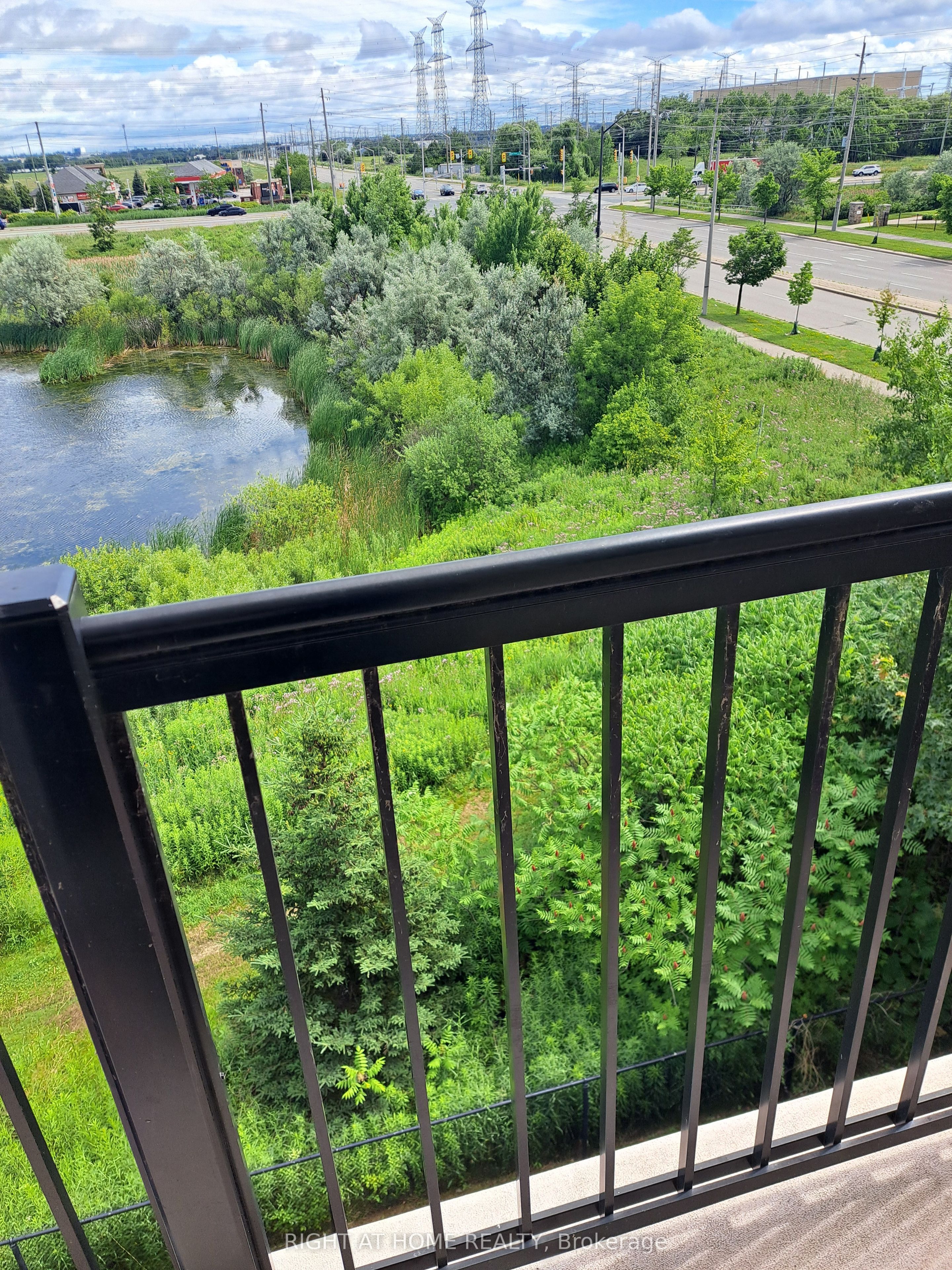 #409 - 1491 Maple Avenue Property Photo 28