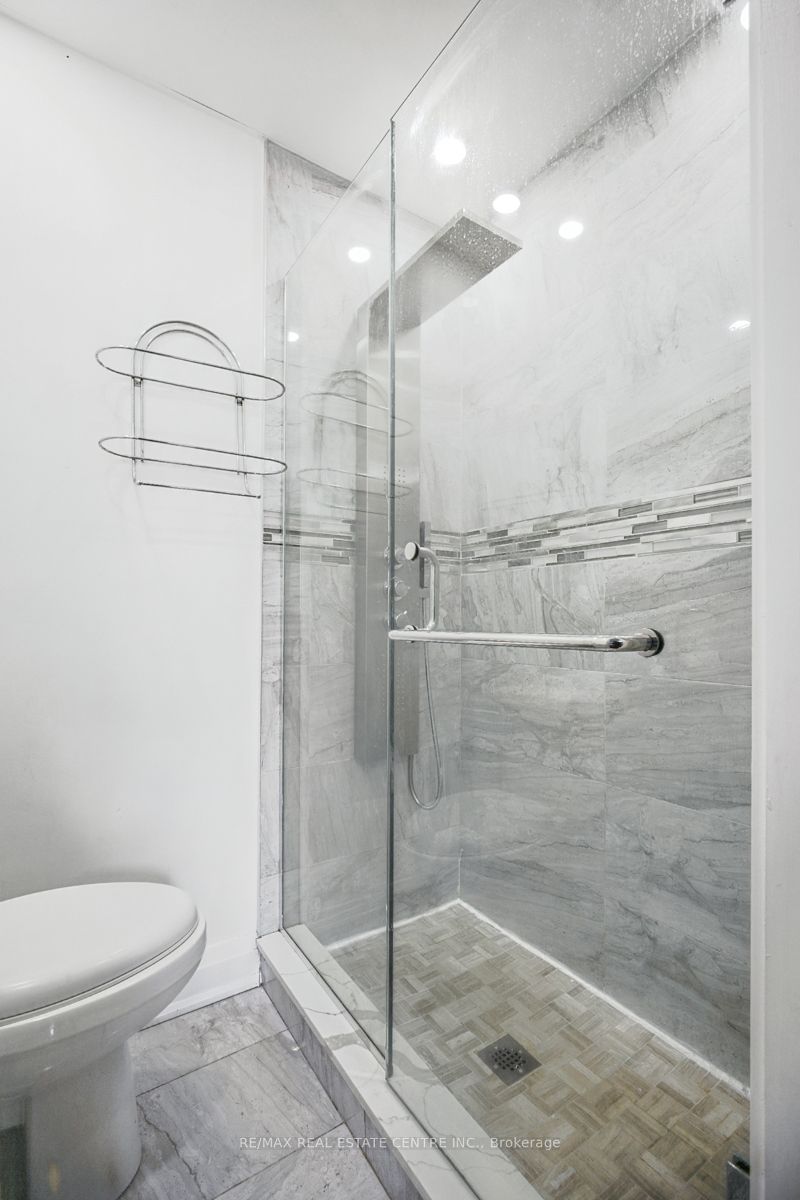 21 Chopin Crescent Property Photo 23
