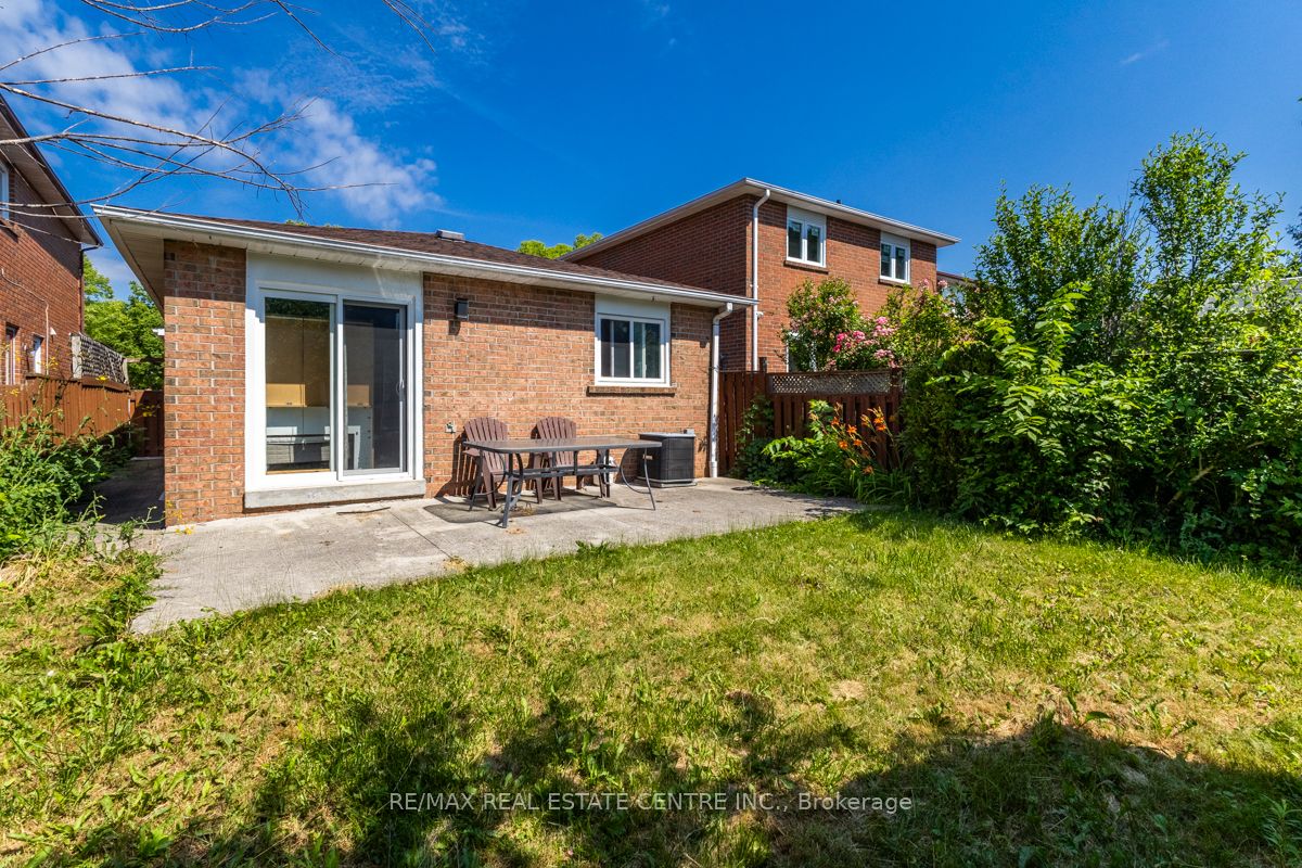21 Chopin Crescent Property Photo 42
