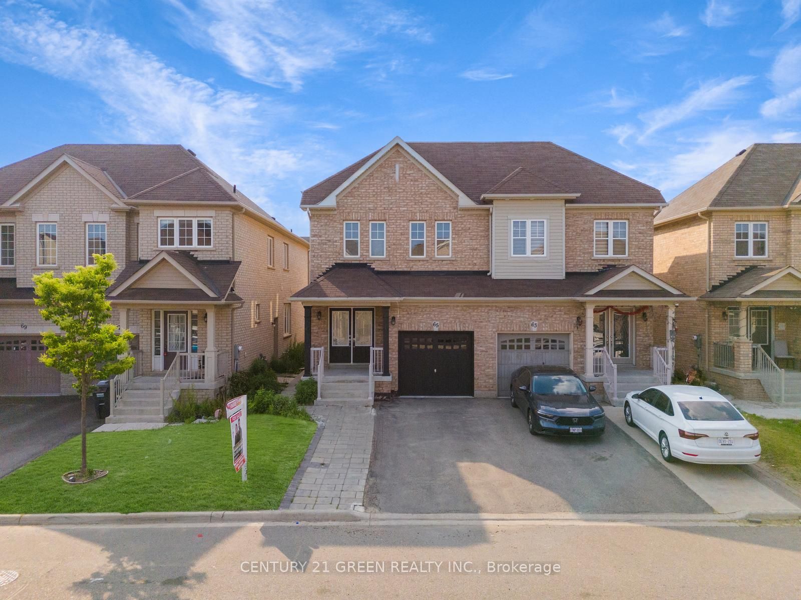65 Yardley Crescent Property Photo 1