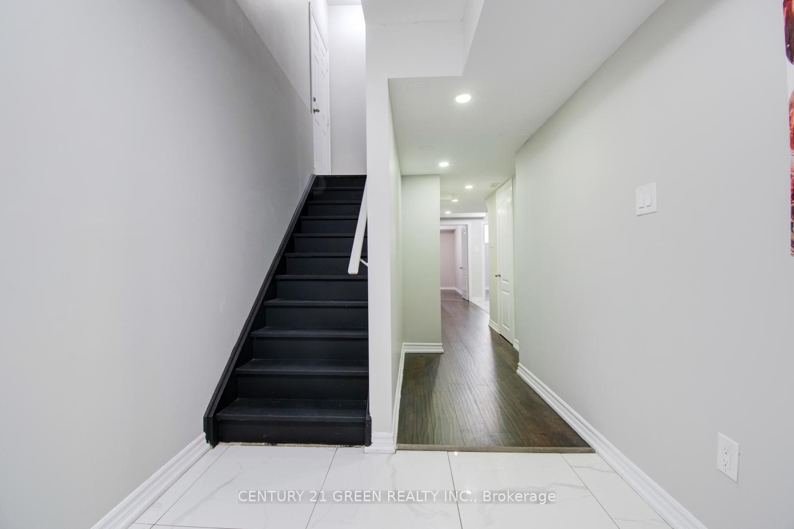 65 Yardley Crescent Property Photo 37