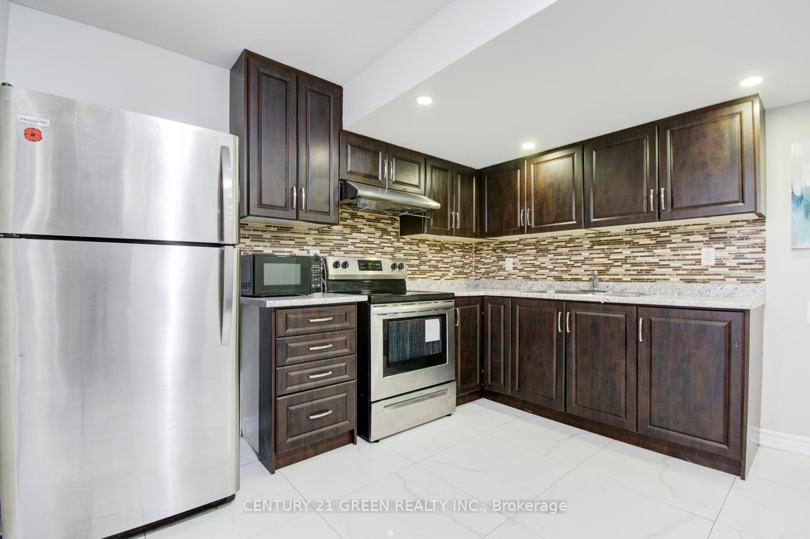 65 Yardley Crescent Property Photo 42
