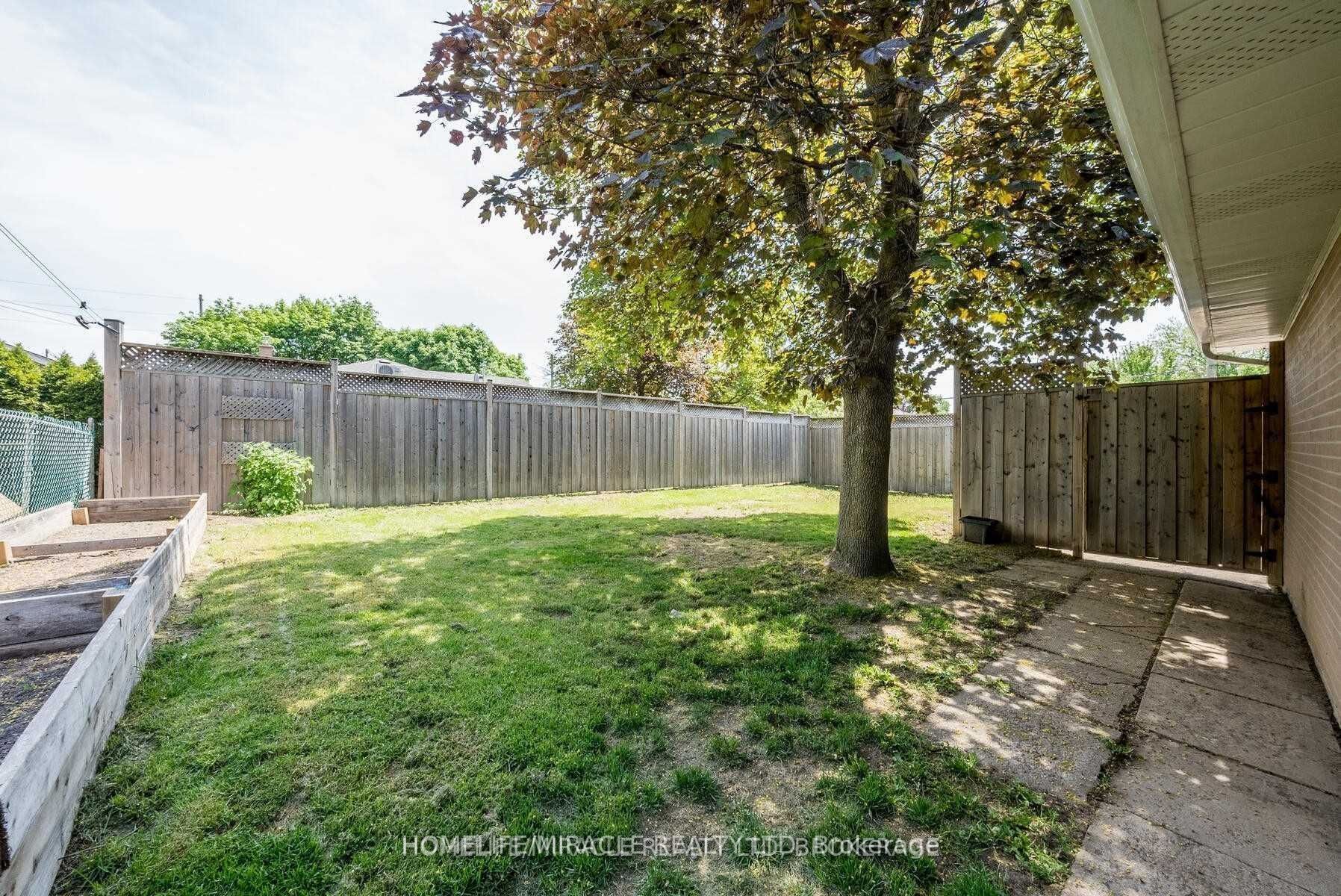 171 Delrex Boulevard Property Photo 6