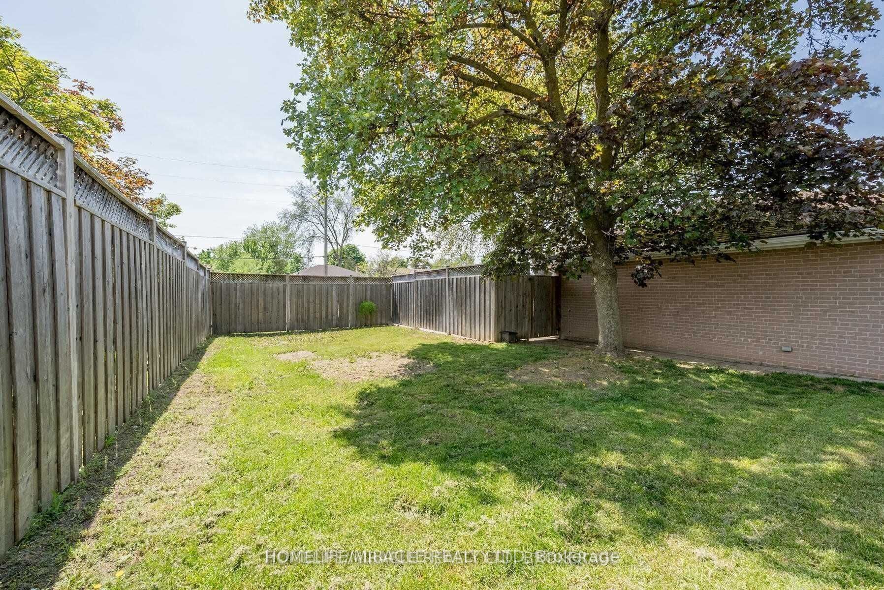 171 Delrex Boulevard Property Photo 7
