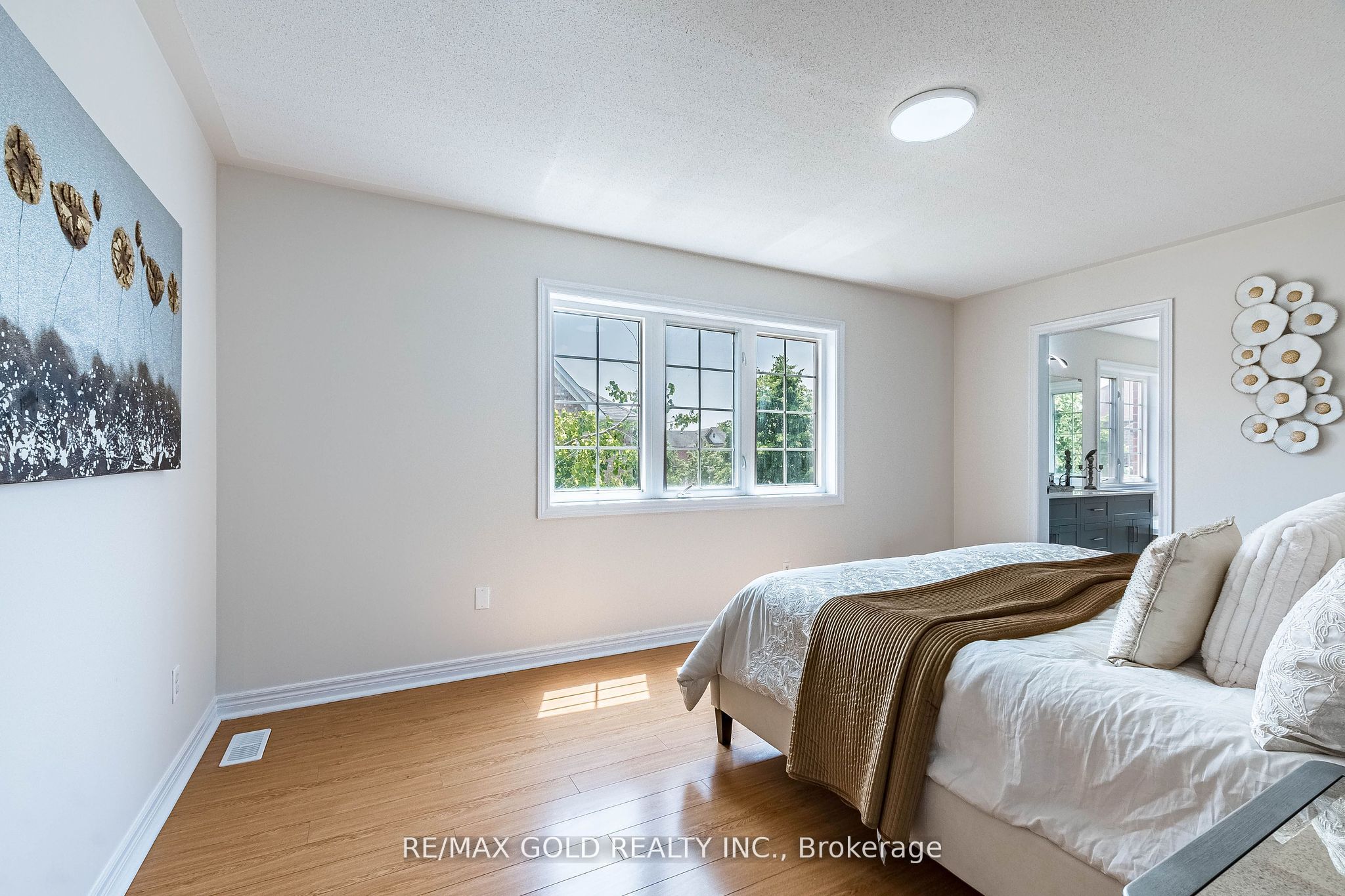 434 Sunny Meadow Boulevard Property Photo 17