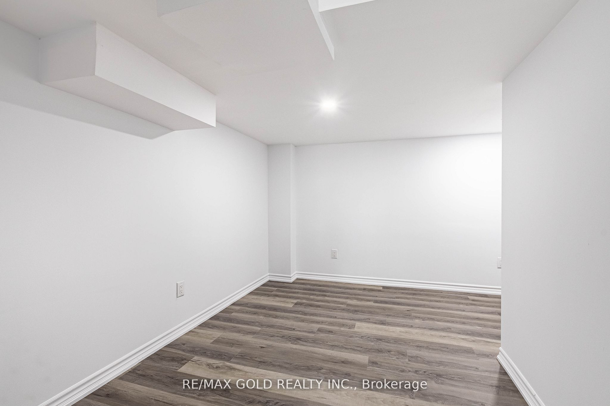 434 Sunny Meadow Boulevard Property Photo 32