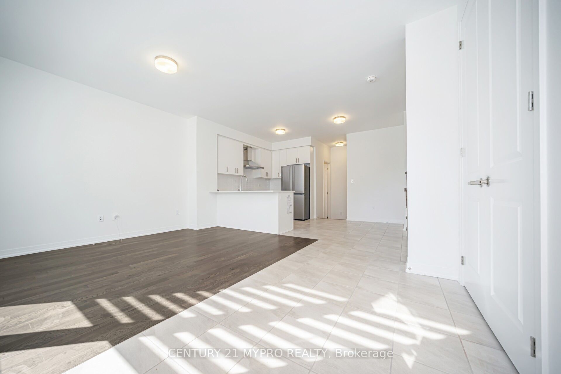 41 Moosehead Drive Property Photo 4