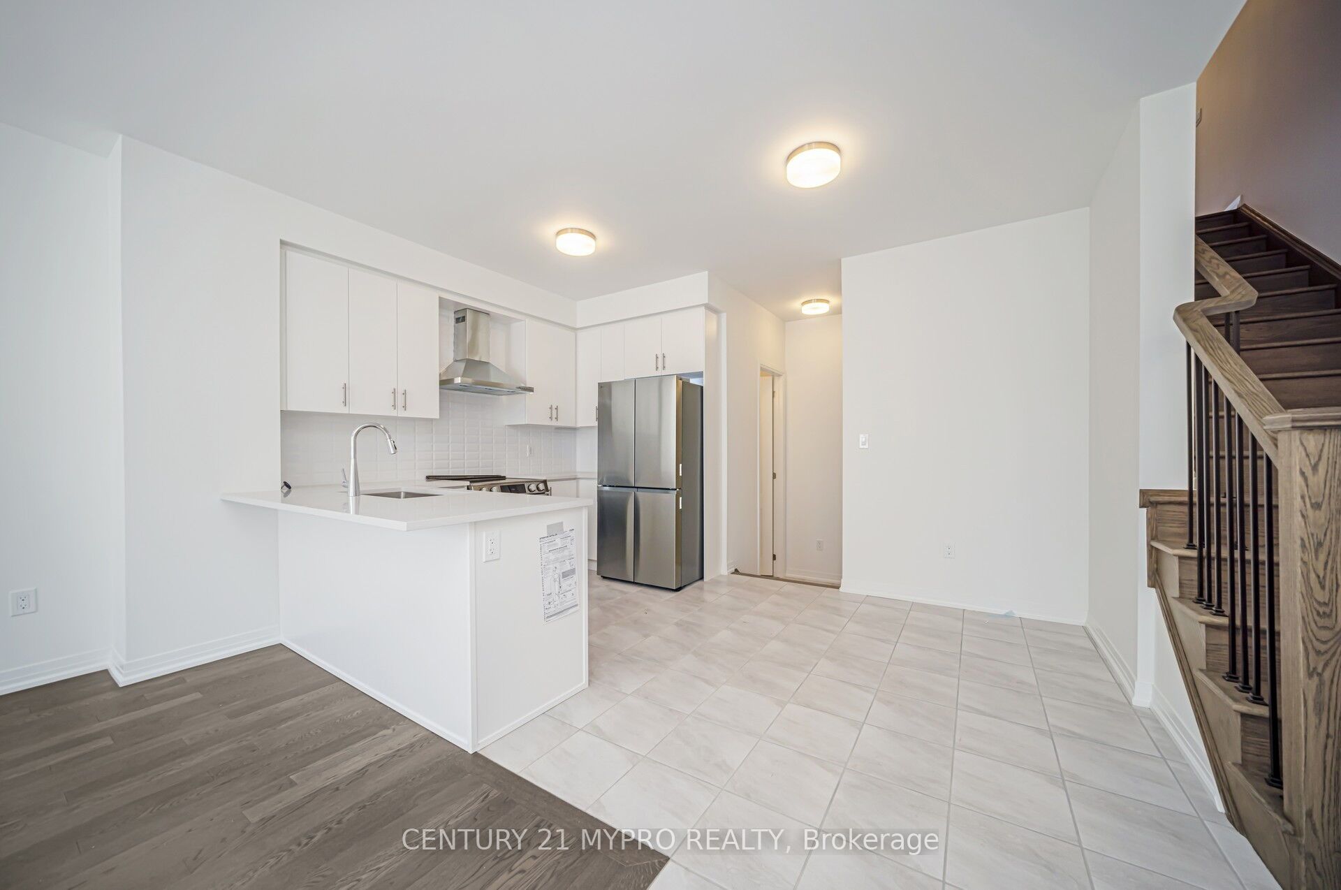 41 Moosehead Drive Property Photo 7