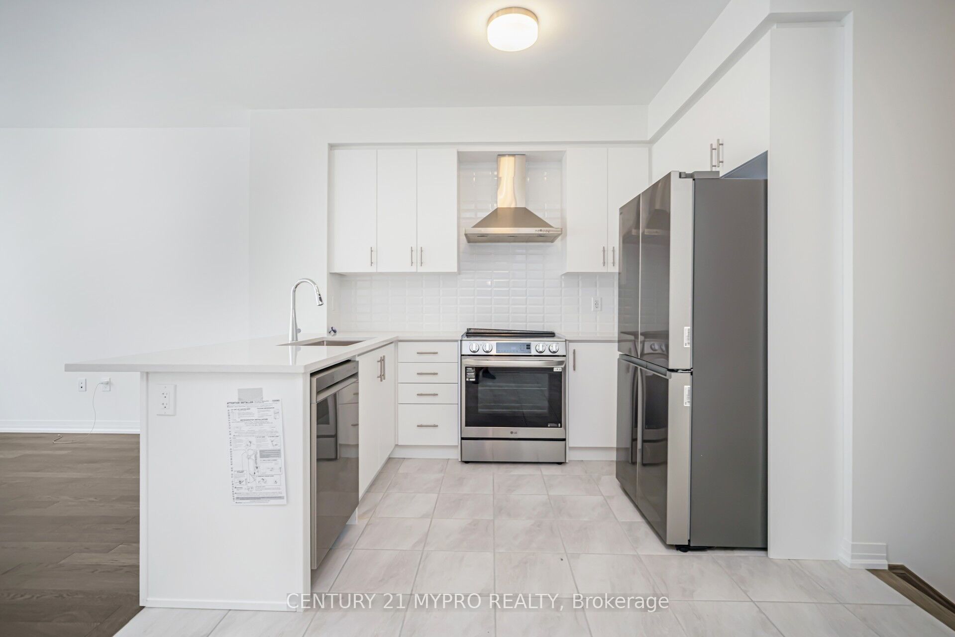 41 Moosehead Drive Property Photo 8