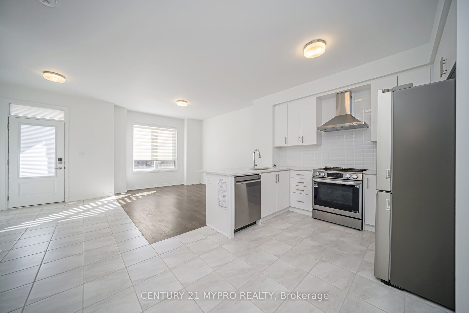 41 Moosehead Drive Property Photo 9