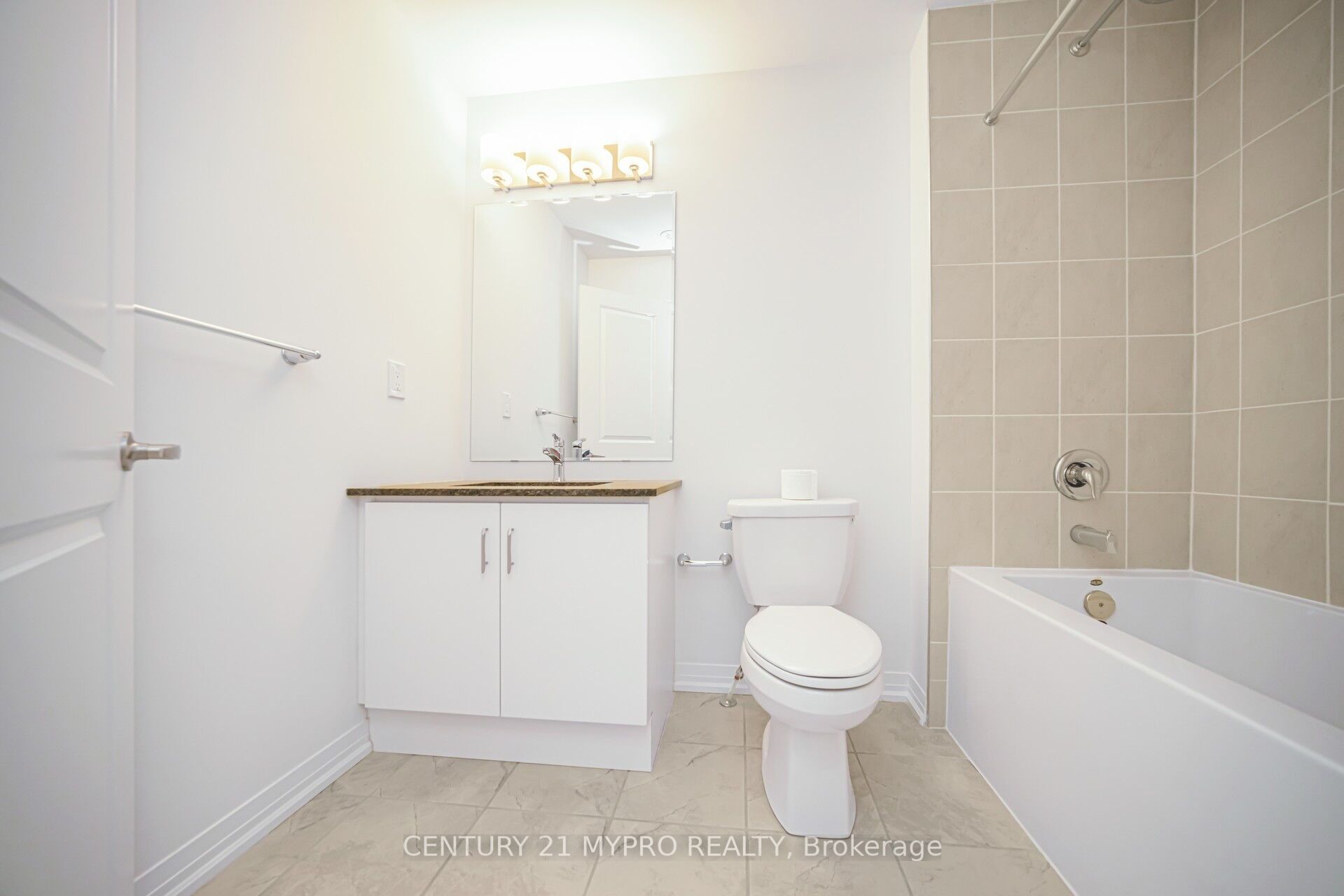 41 Moosehead Drive Property Photo 24