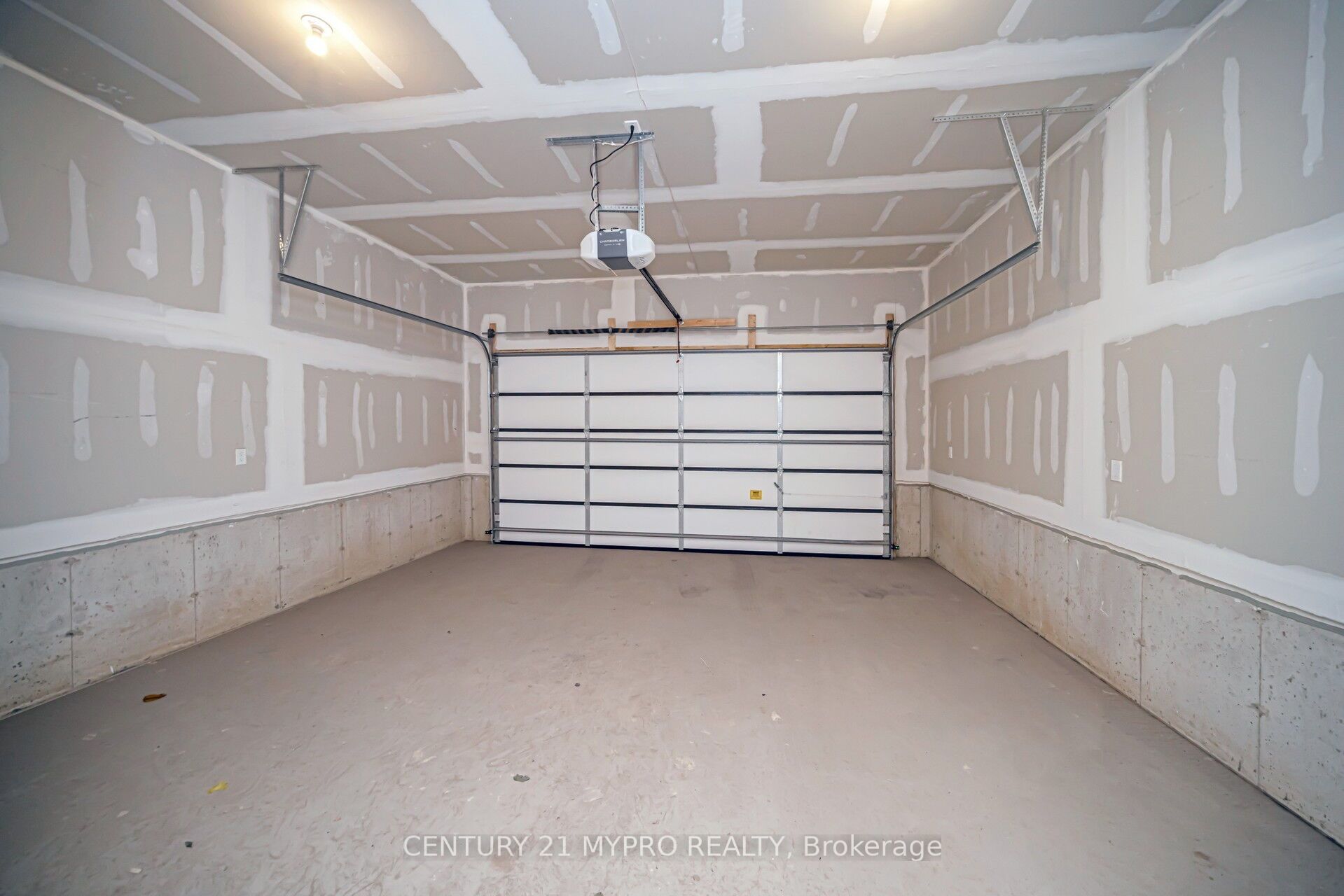 41 Moosehead Drive Property Photo 41