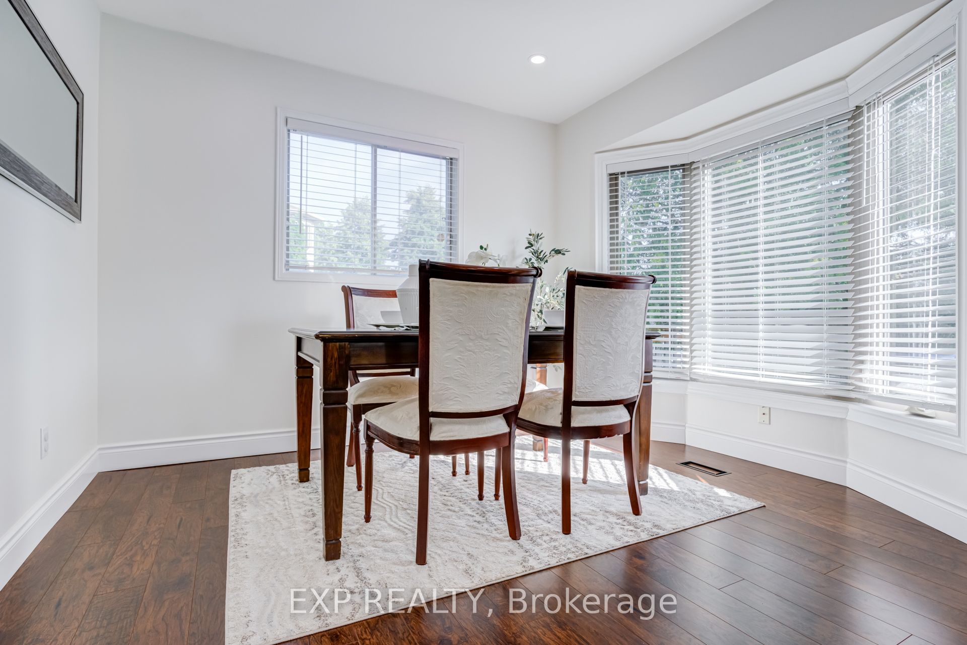 3283 Bobwhite Mews Property Photo 10