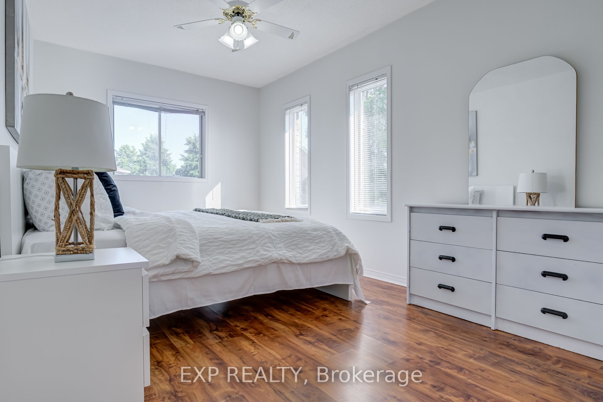 3283 Bobwhite Mews Property Photo 17