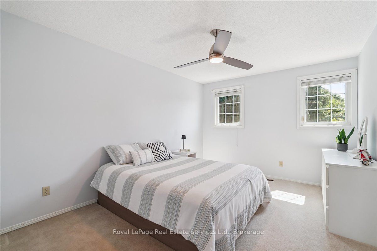 471 Deerhurst Drive Property Photo 27